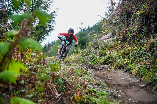 You Don’t Have To Be A Bro to Race Enduro. Just Ask My Mom. (by Lily Krass)