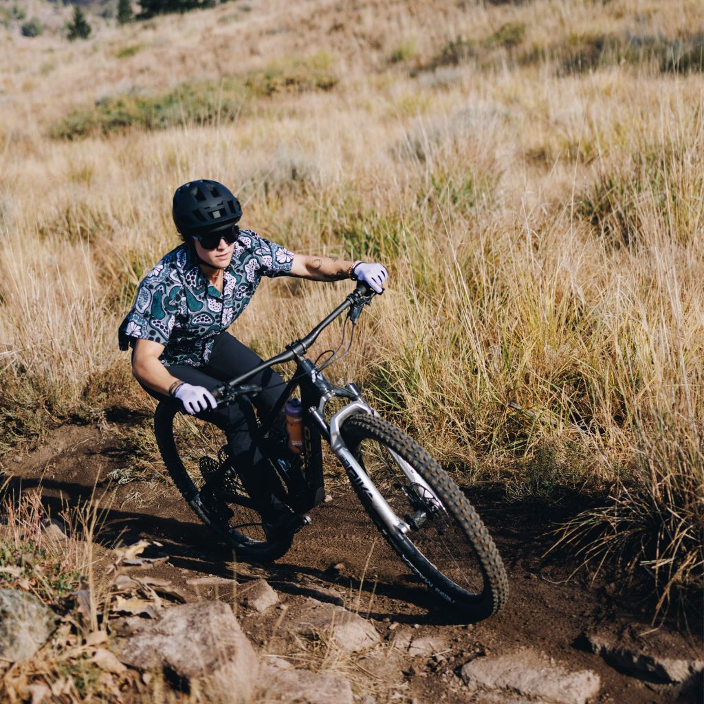 [Roots] Lil' Party Shirt Roots worn while cornering on a mountain bike