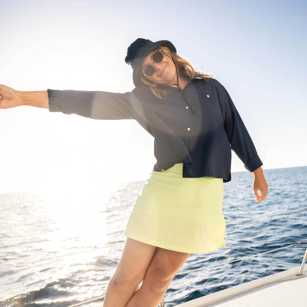 [Iced Matcha] Woman sailing