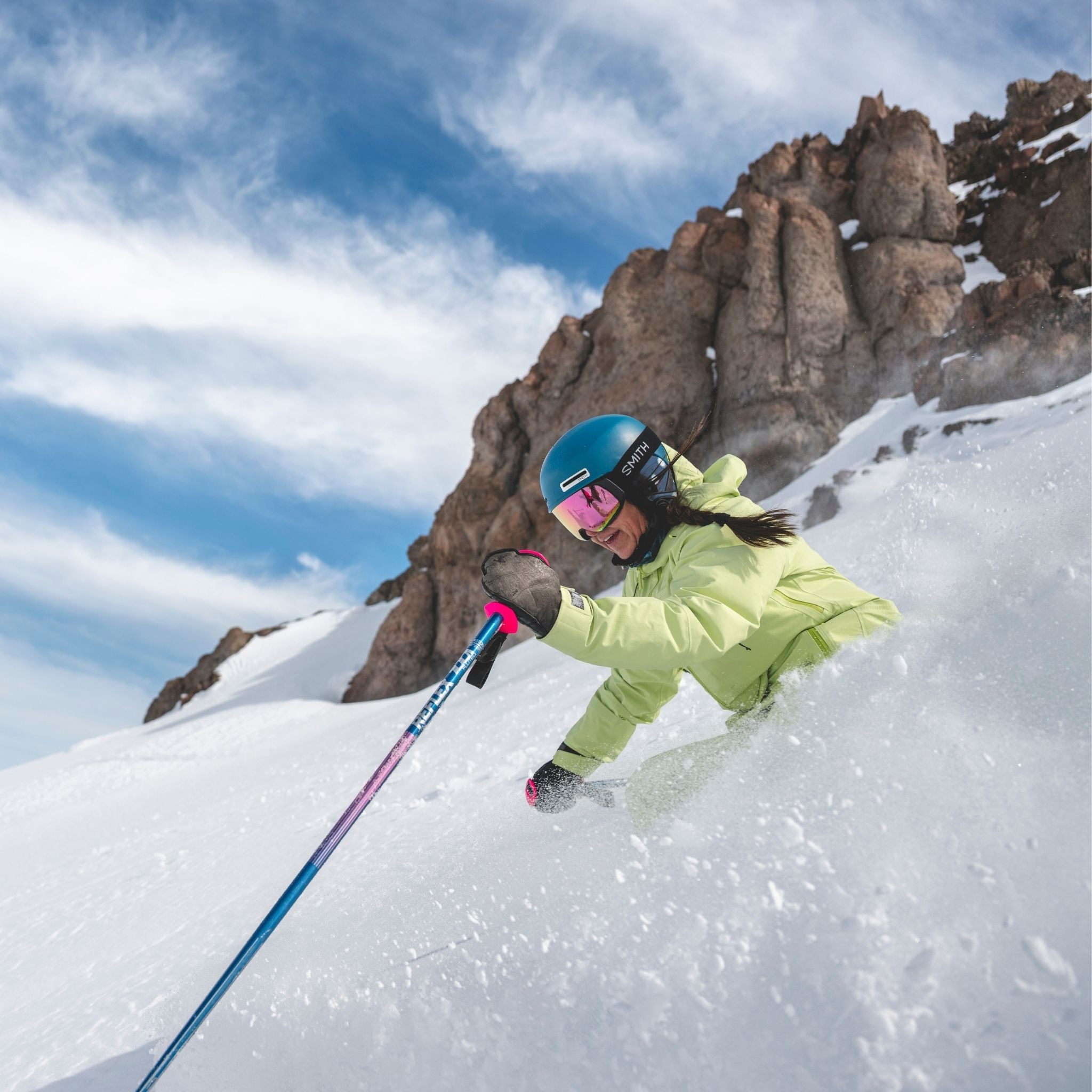 [Iced Matcha] Skier wearing iced matcha ski kit, skiing down a rocky bowl