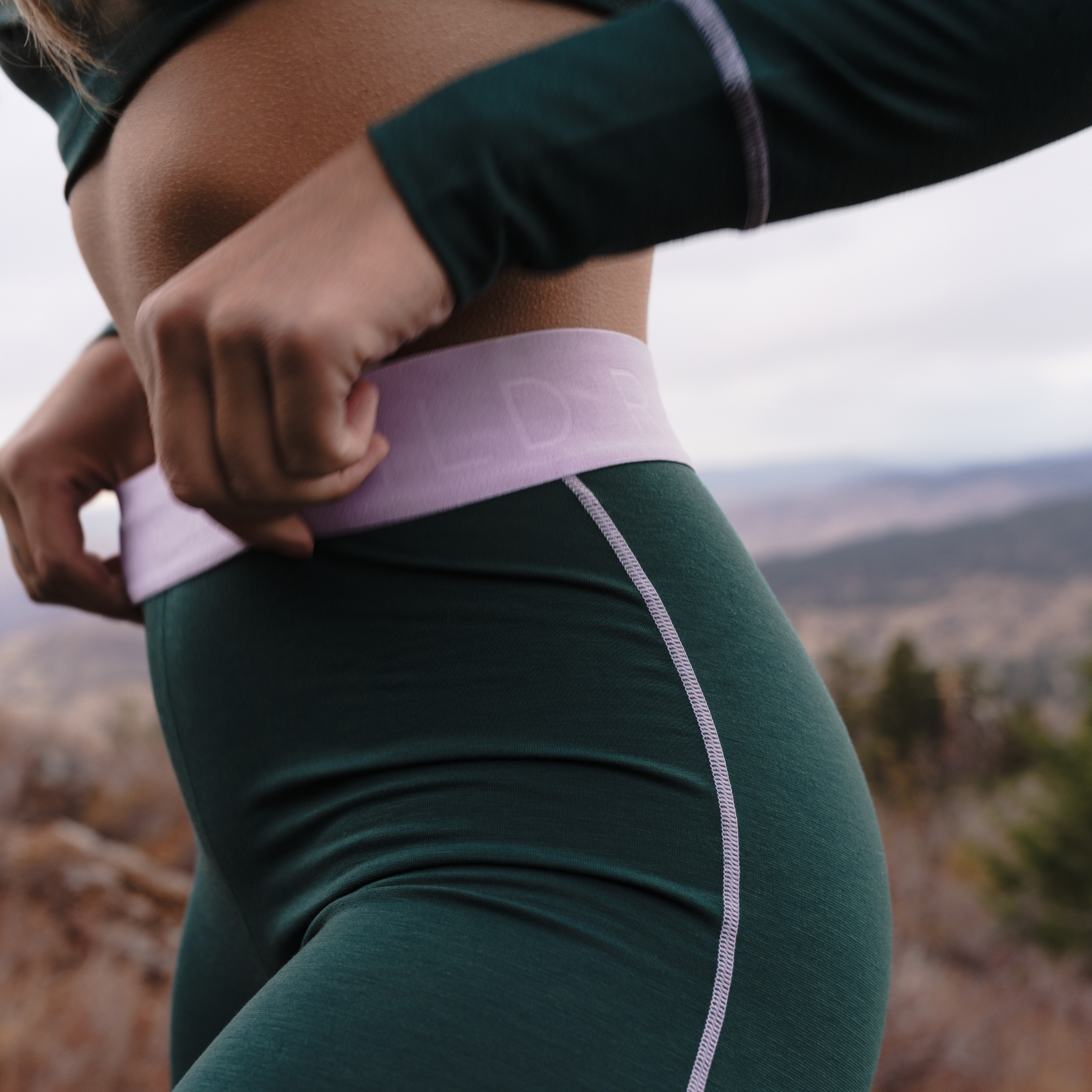 [Pine] Purple waistband detail on jane legging lite in Pine