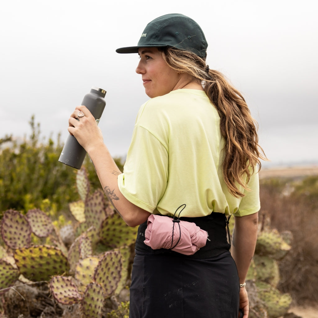 [Iced Matcha] Woman hiking in the desert