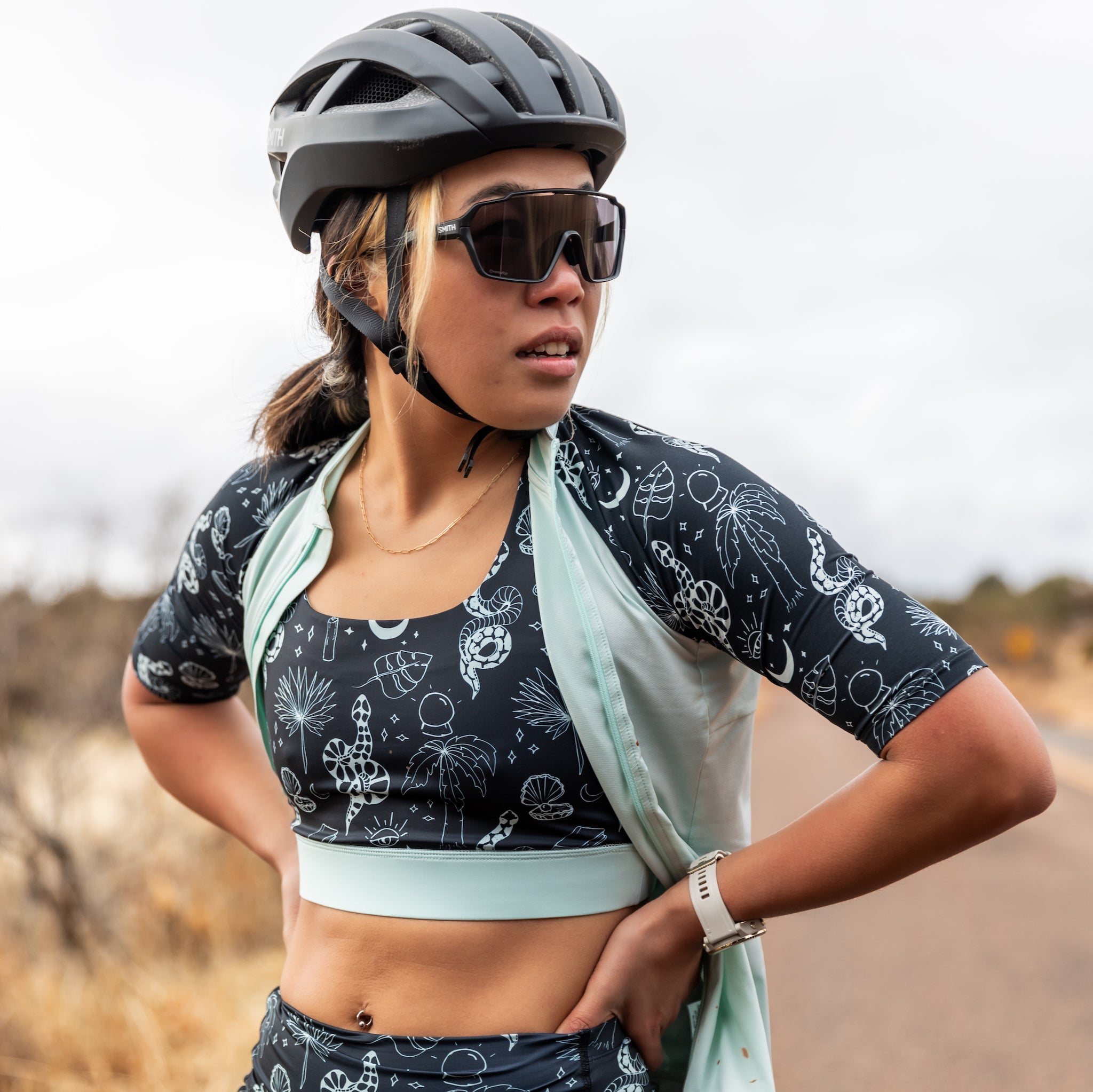 [Witchy Woman] Sports Bra Worn Under Gravel Jersey