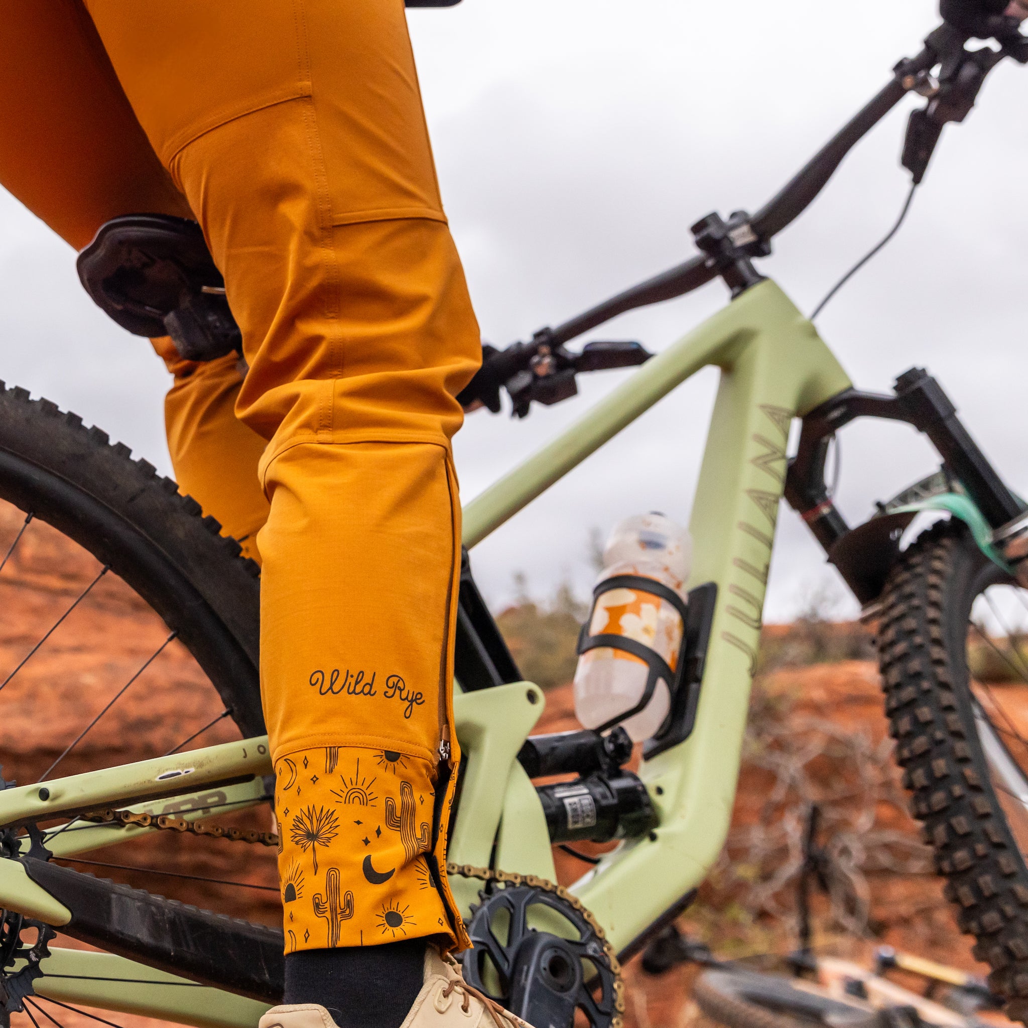 Bree Bike Pant - Dreamy