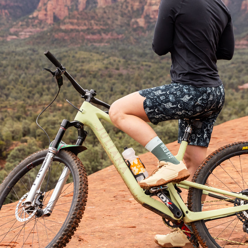 Wild Rye Shorts Womens 4 Cycling Mountain Bike Riding Llamas Freda