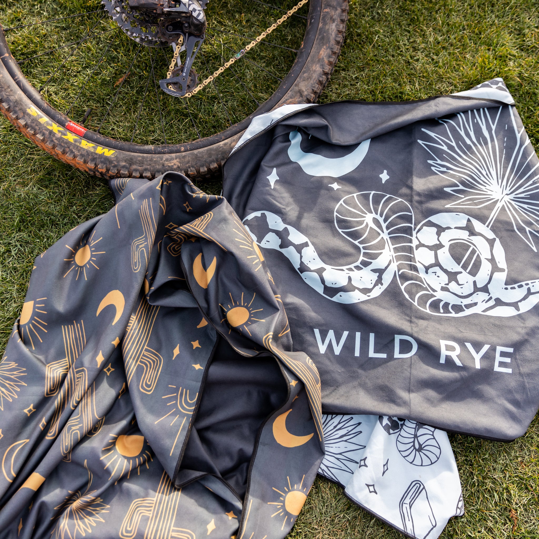 [Witchy Woman] Wild Rye Camp Towels On Grass