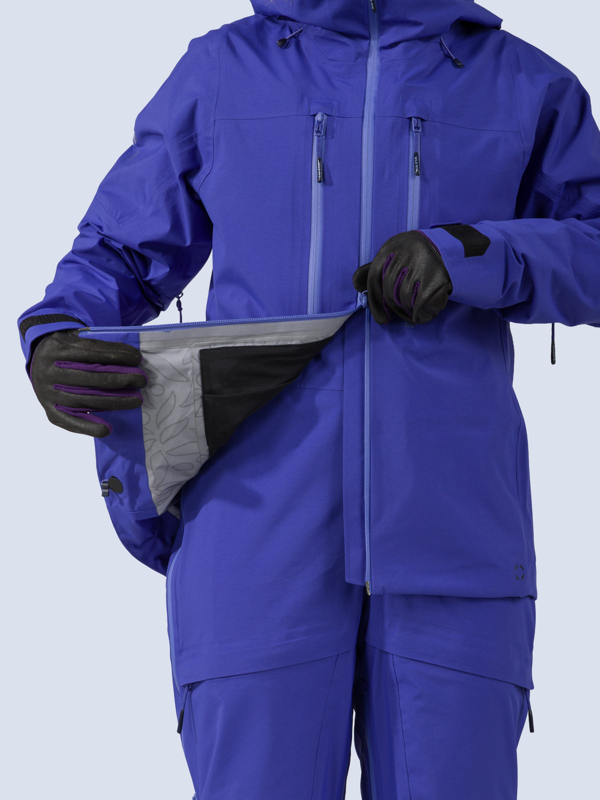 [Lapis] Heyburn 3L Jacket in lapis blue, two way zipper detail