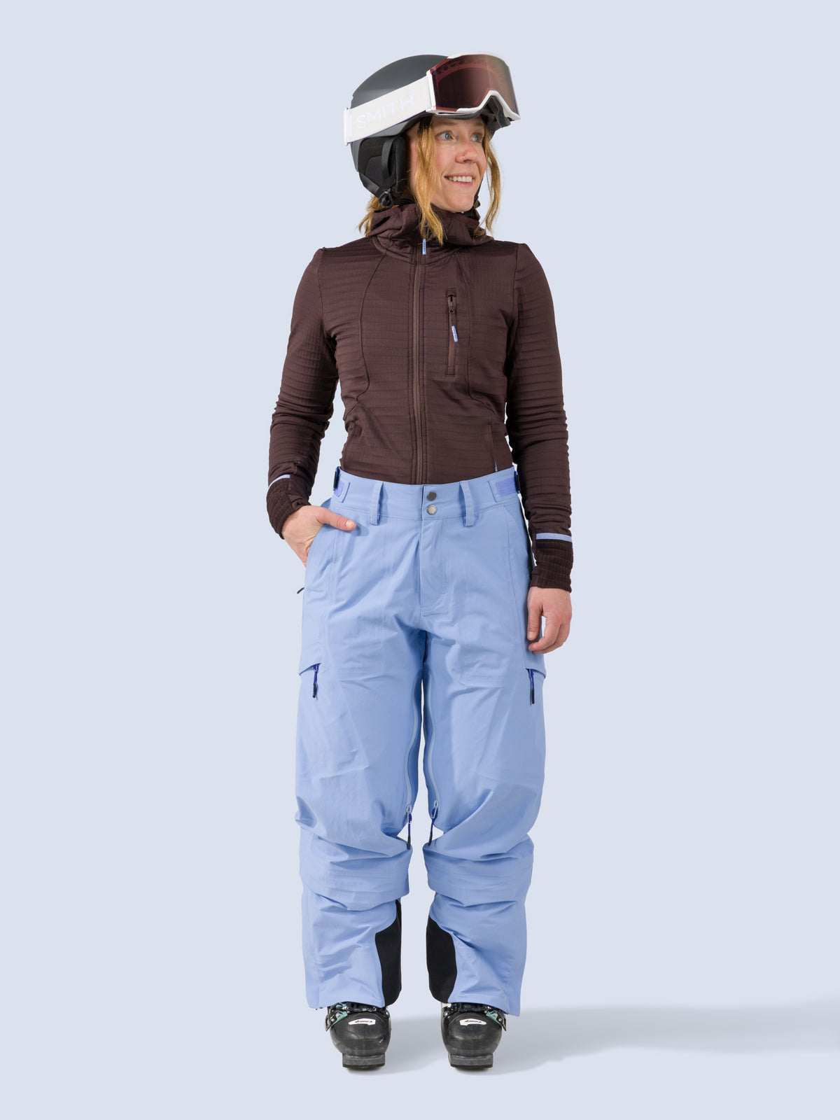 [Breeze] Butterfield 3L Pant in breeze light blue, on model front full body view