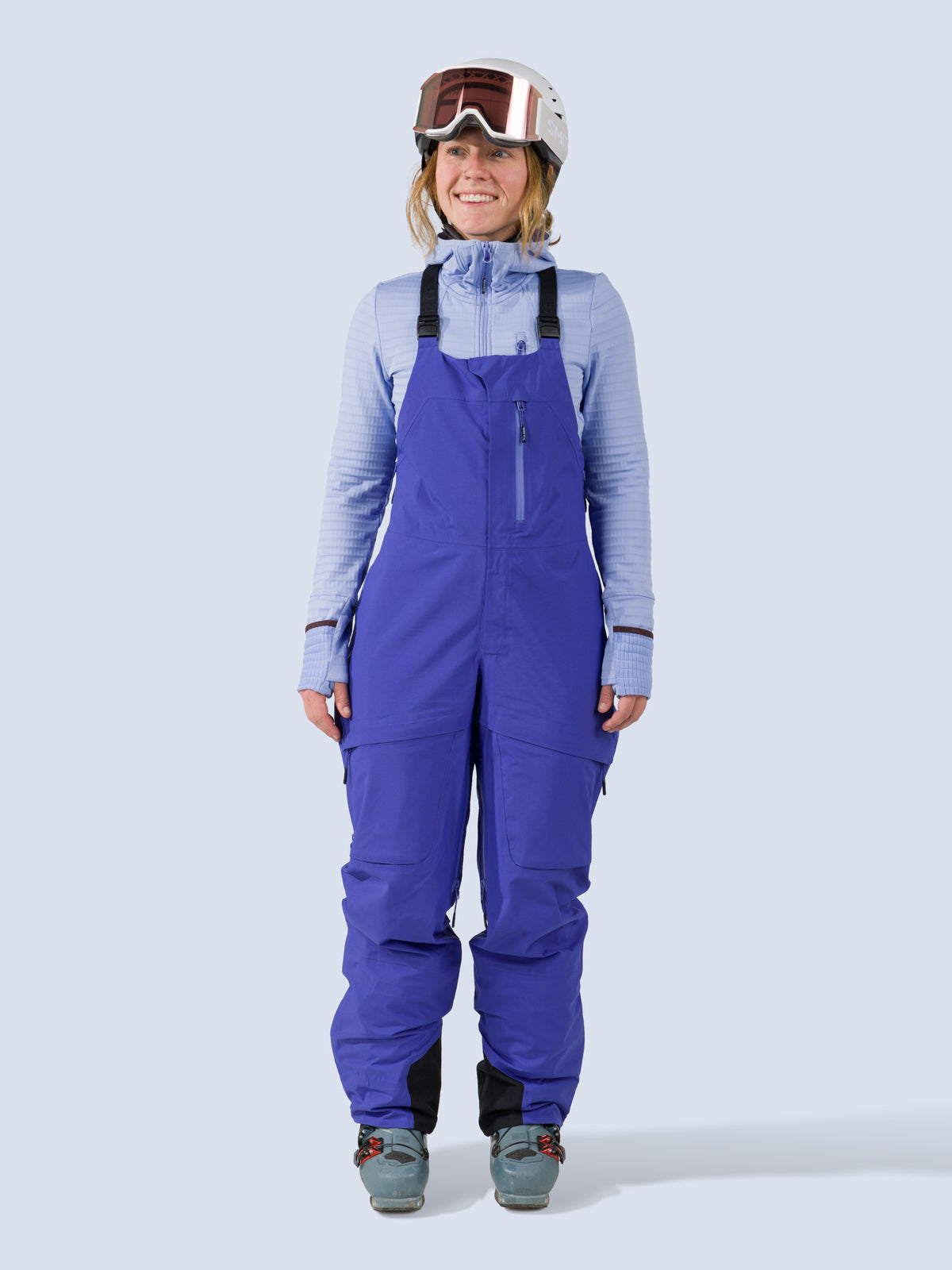 [Lapis] Heyburn 3L Bib in lapis blue, on model front full body view