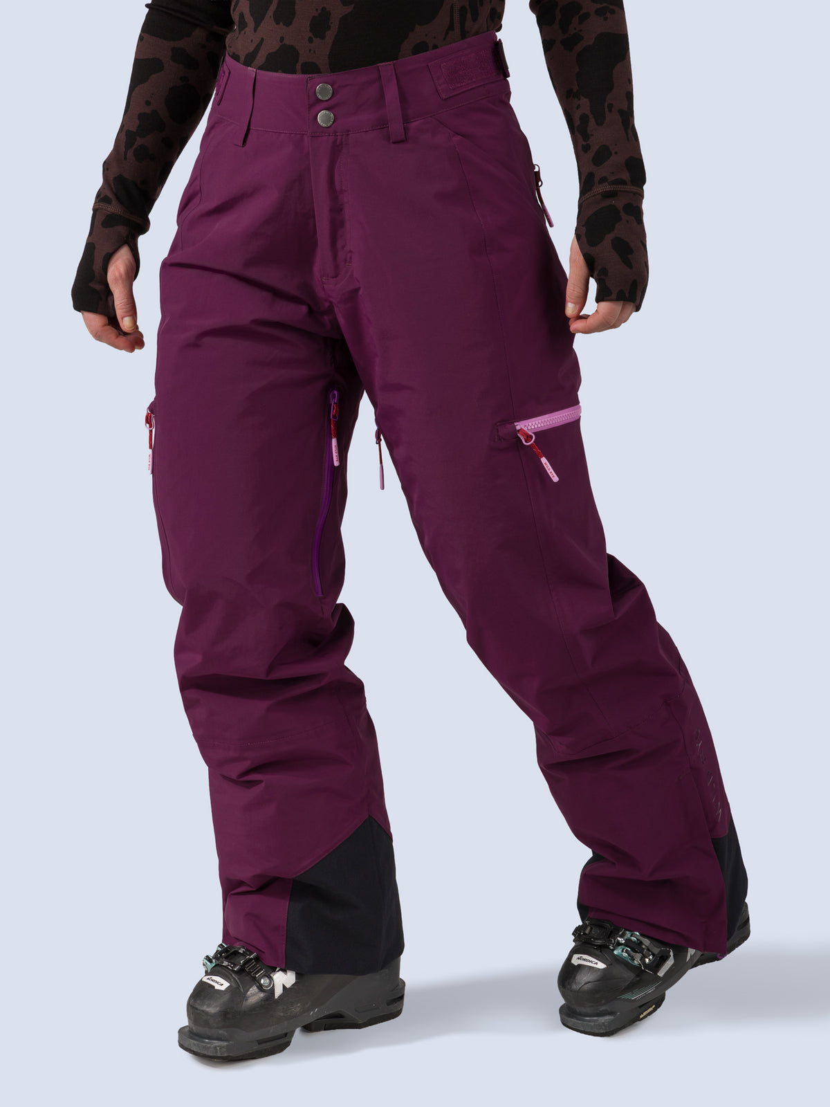 [Mulberry] Roundhouse 2L Insulated Pant in mulberry purple, on model front crop view