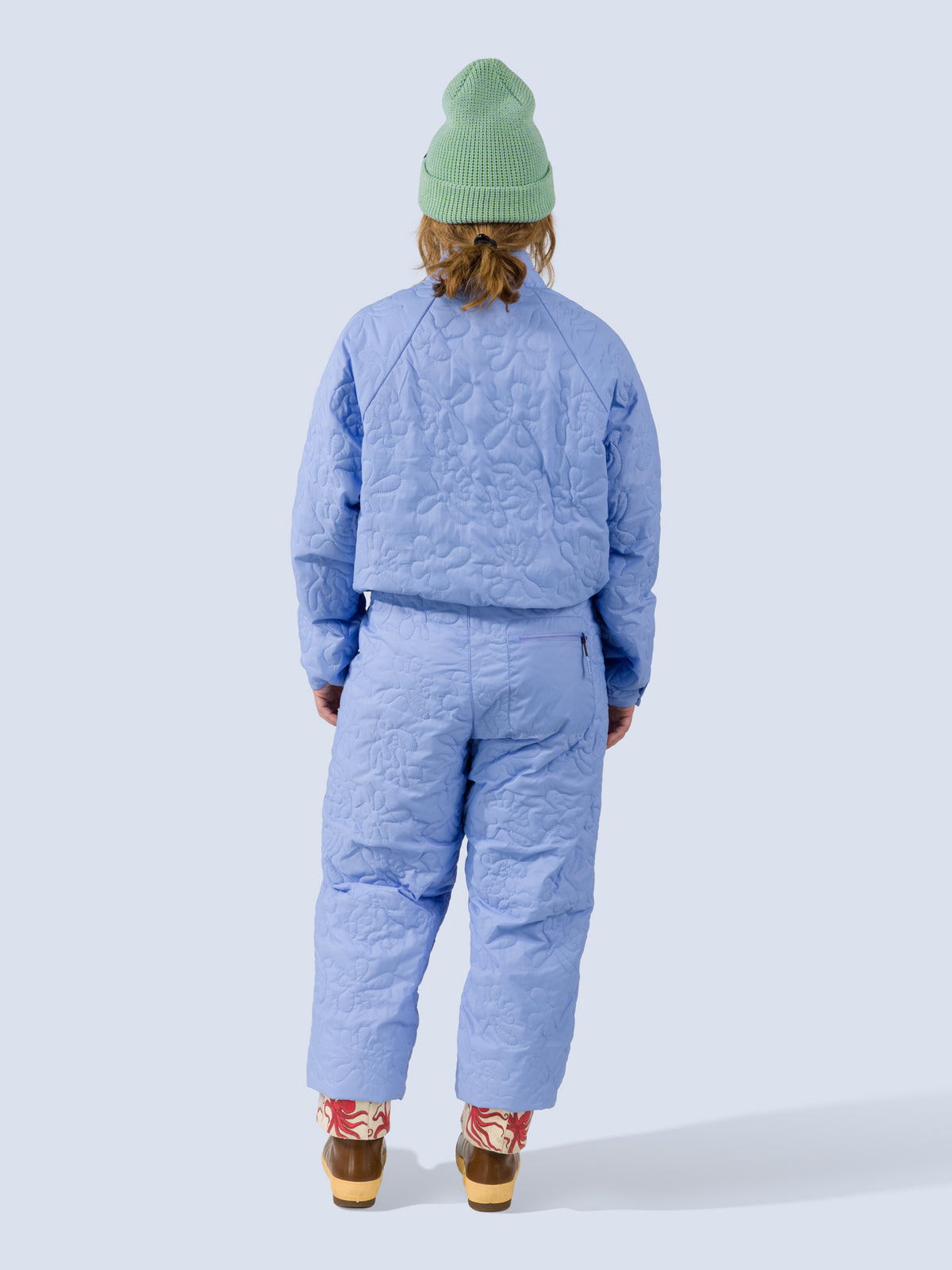 [Breeze Reef] Payette Pant in breeze reef, on model back full body view