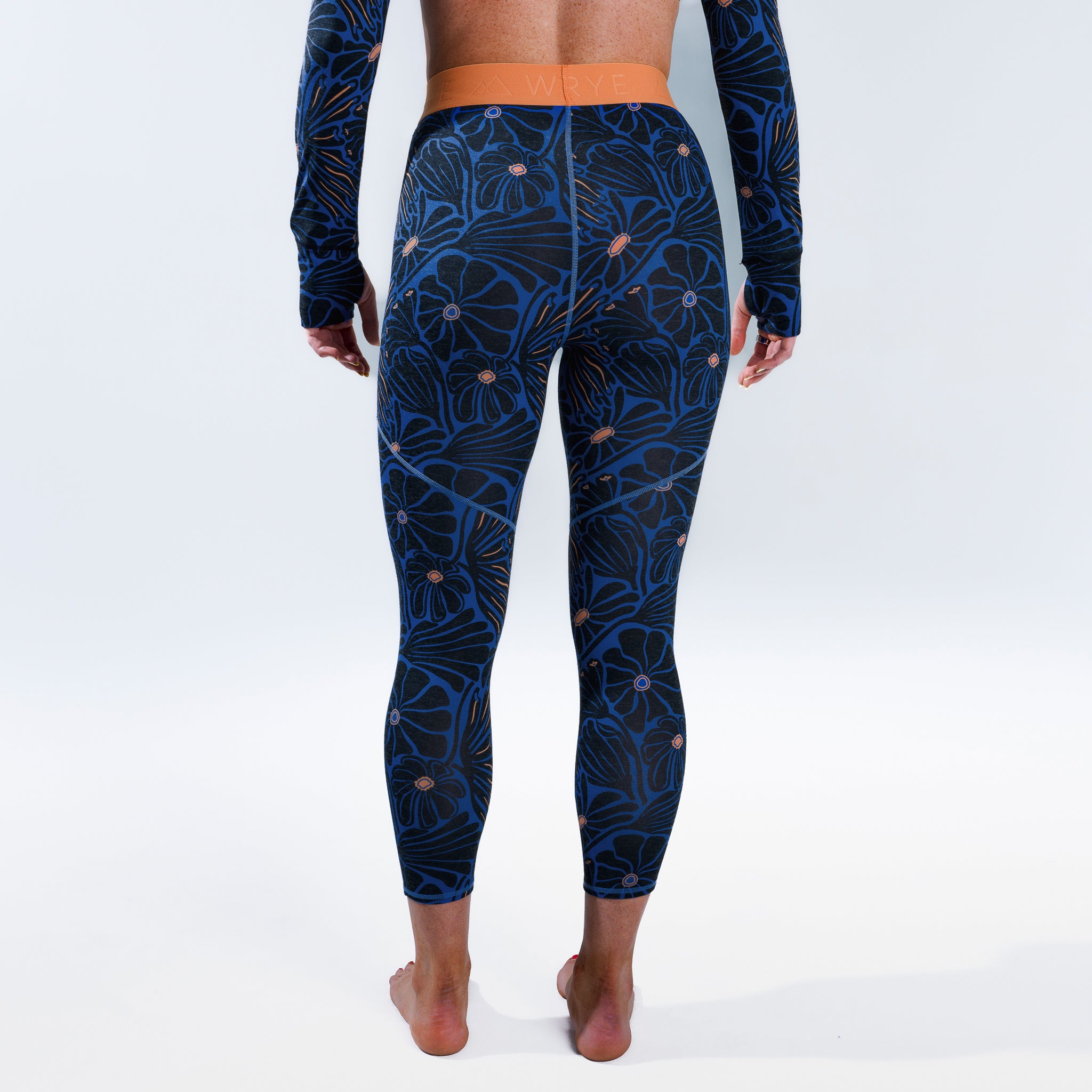 [Retro Riptide Bluebell] Floral printed baselayer legging back view