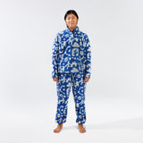 [outer reef] Blue printed fleece jogger front full body