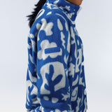 [Outer Reef] Blue printed fleece pullover arm logo detail