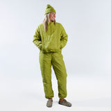 [Caper] Green insulated pant front full body with matching beanie