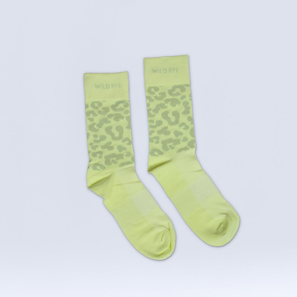 [Matcha Meowww] Green cheetah print bike socks