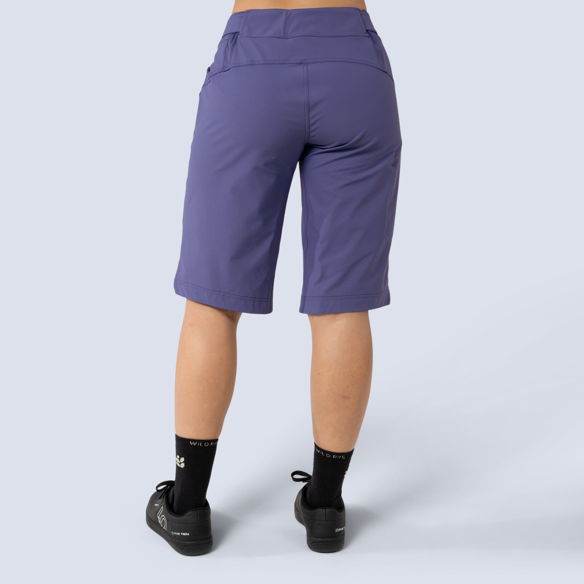 [Storm] Frankie 14.75" Short in storm, on model back crop view