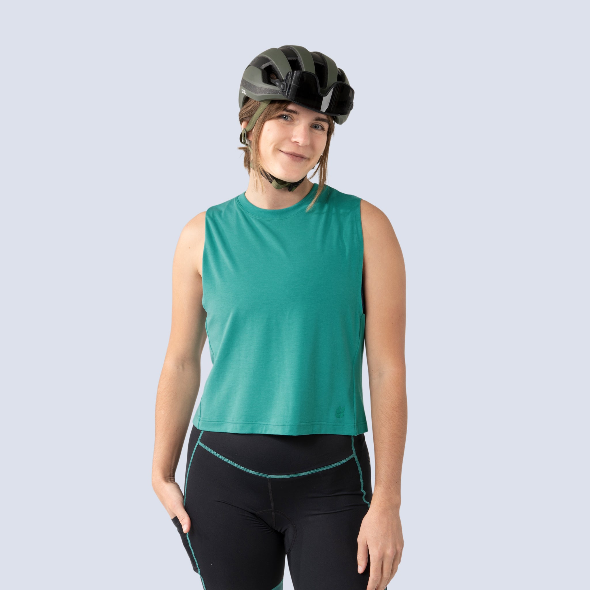 [Alhambra] Alhambra teal Keller Crop Tank  on model front crop view