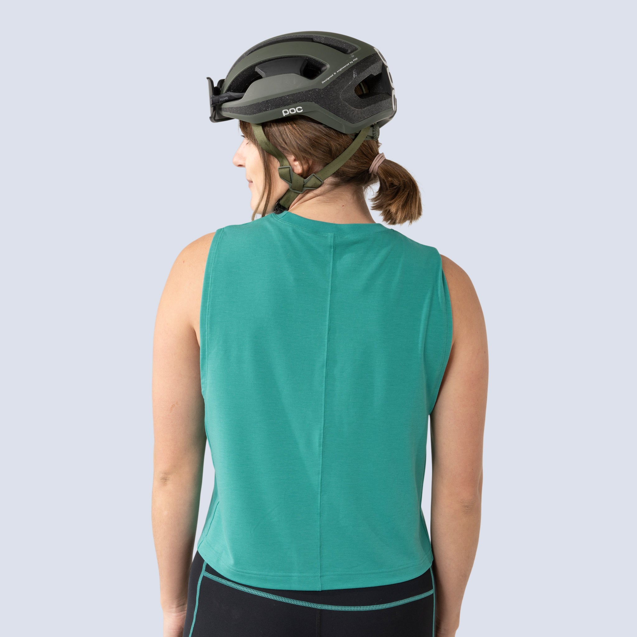 [Alhambra] Alhambra teal Keller Crop Tank  on model back crop view