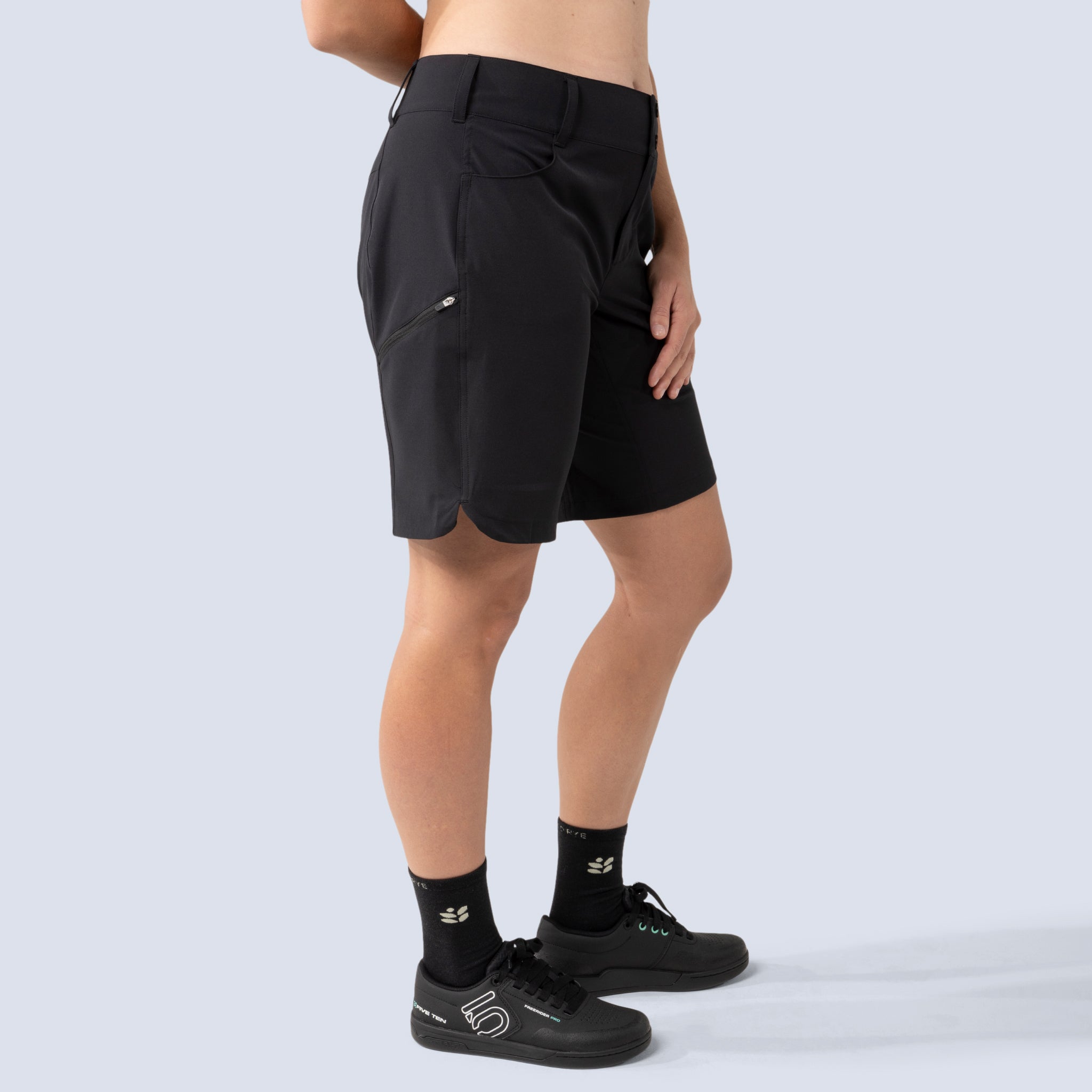 [Black] Riley 10" bike short, black on model side crop view