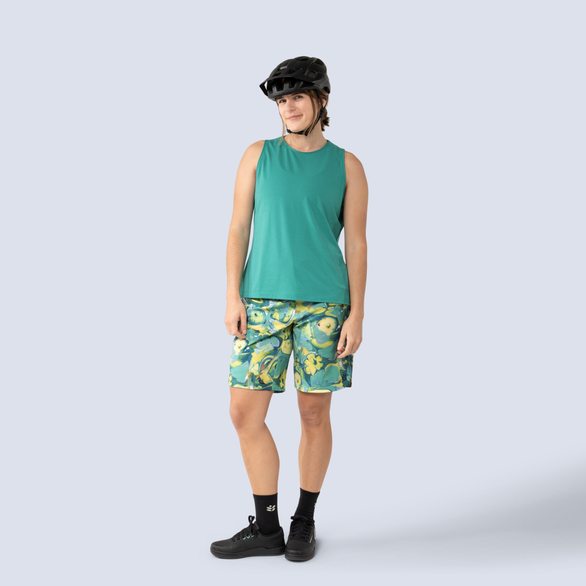 [Marble] Riley 10" bike short, marble green on model front full body view