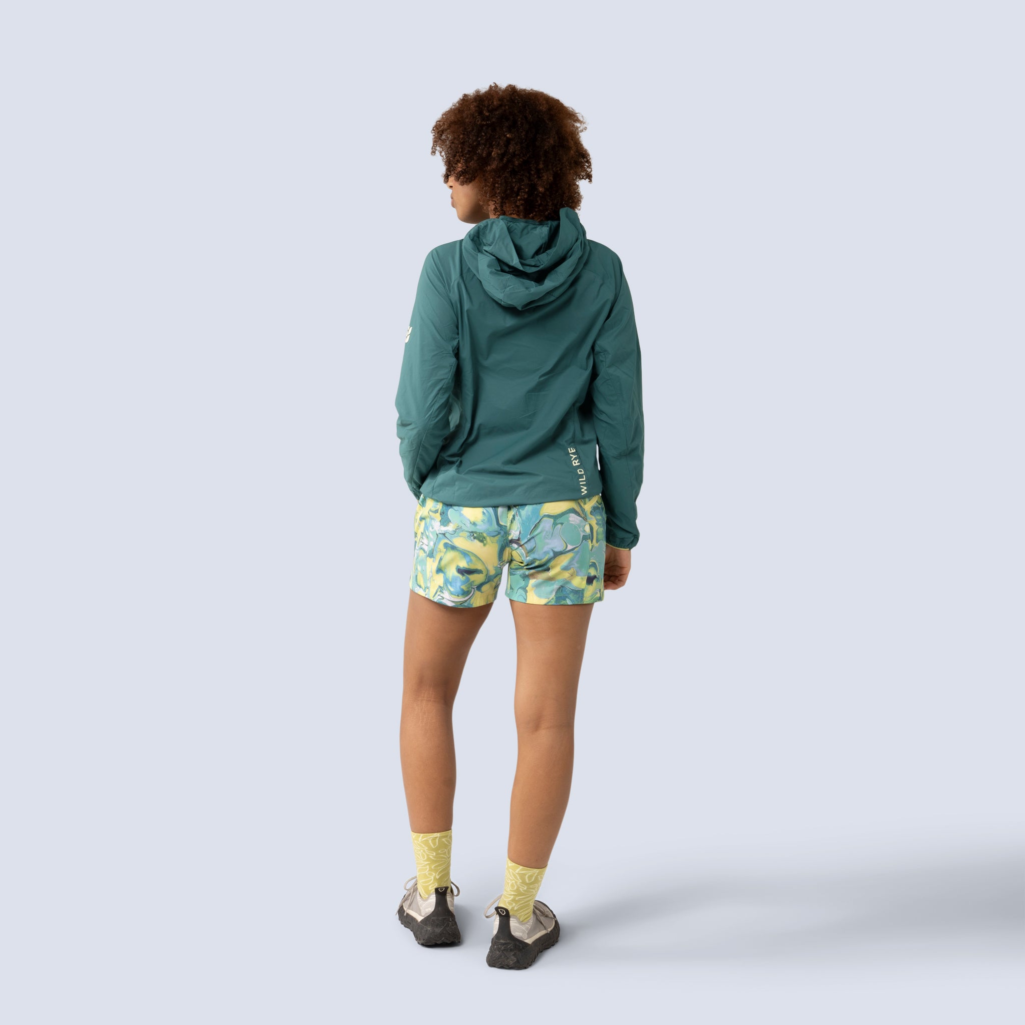 [Marble] Rita Short in marble, on model back full body view