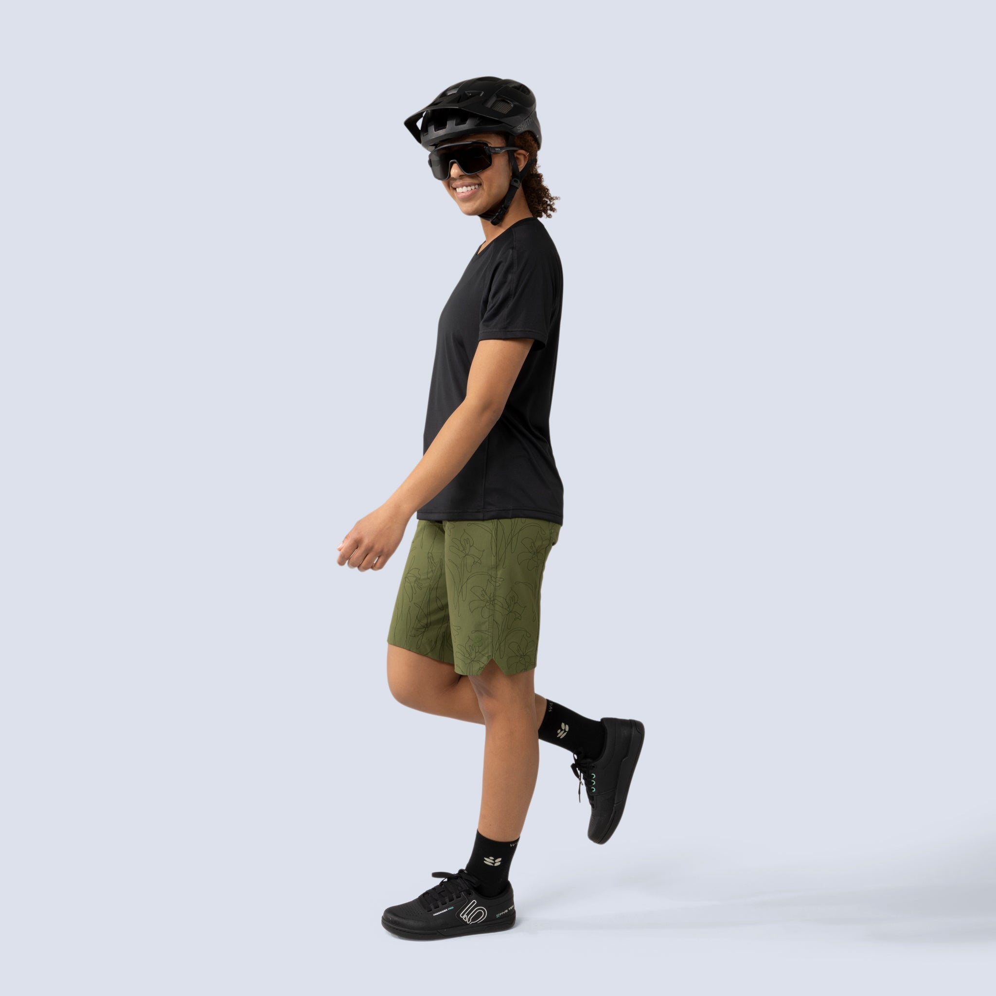 [Olive You] Freel 12" bike short olive green on model side full body view