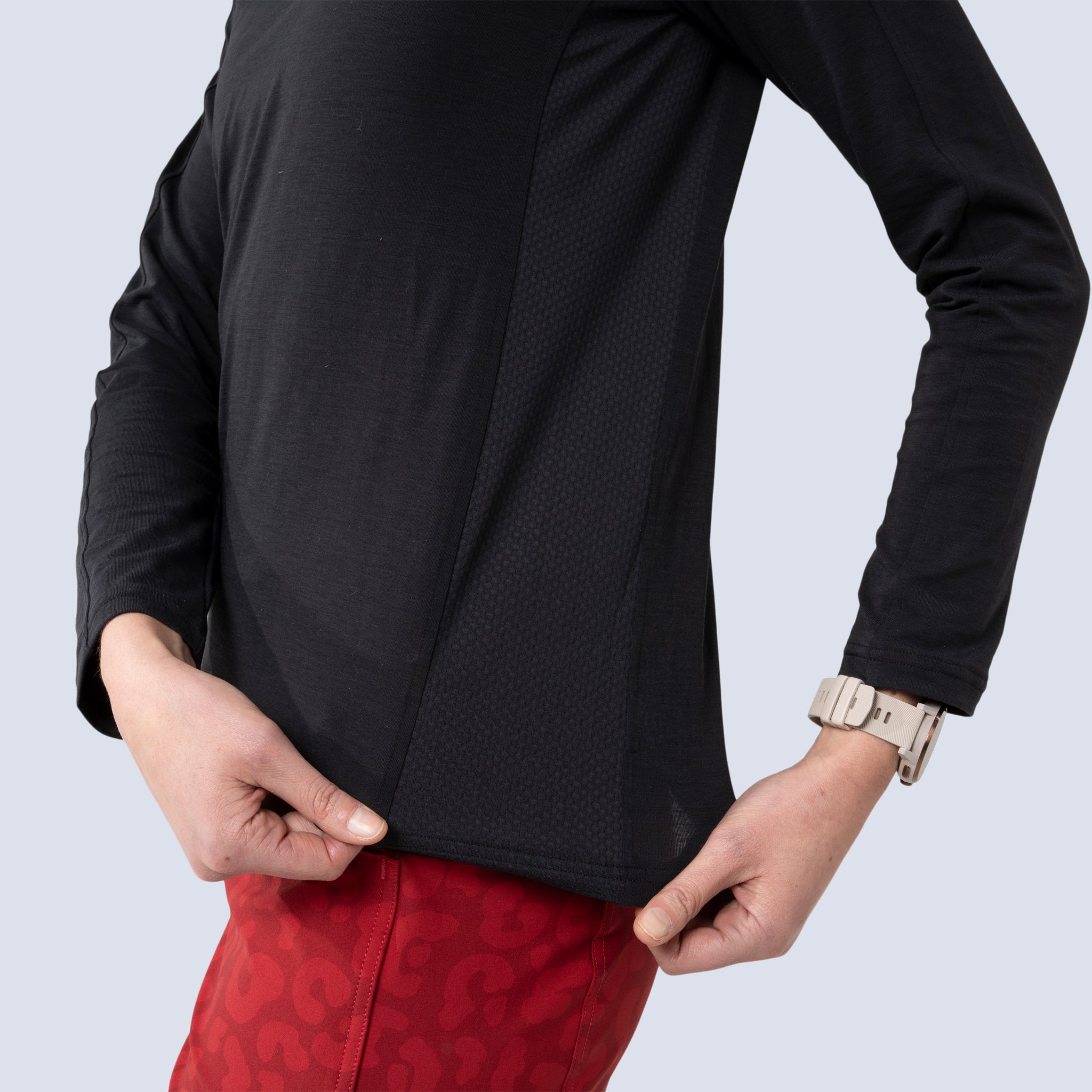 [True Black] Holly Jersey true black, side mesh detail