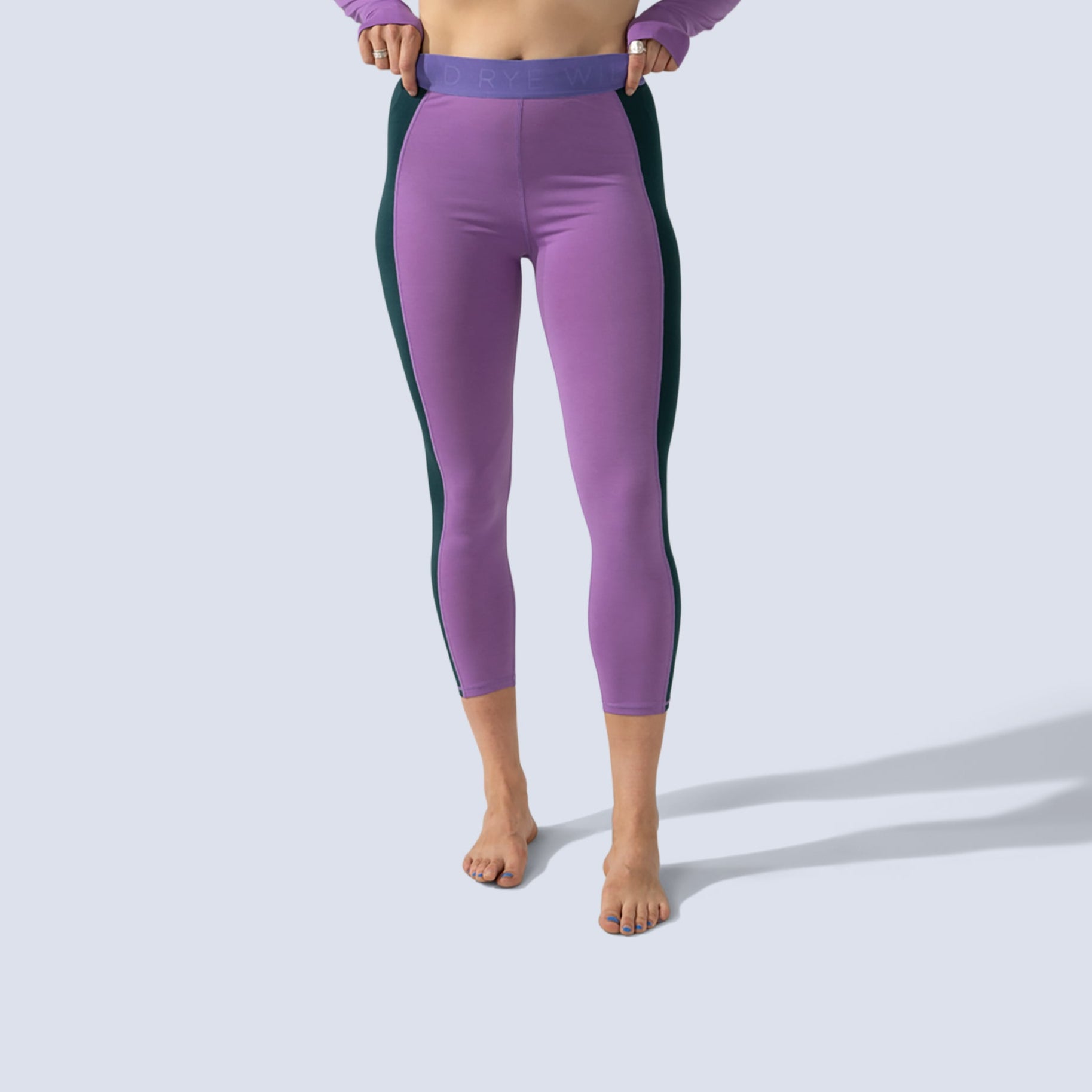 [Amethyst Blocked] amethyst blocked lite baselayer legging, on model front crop view