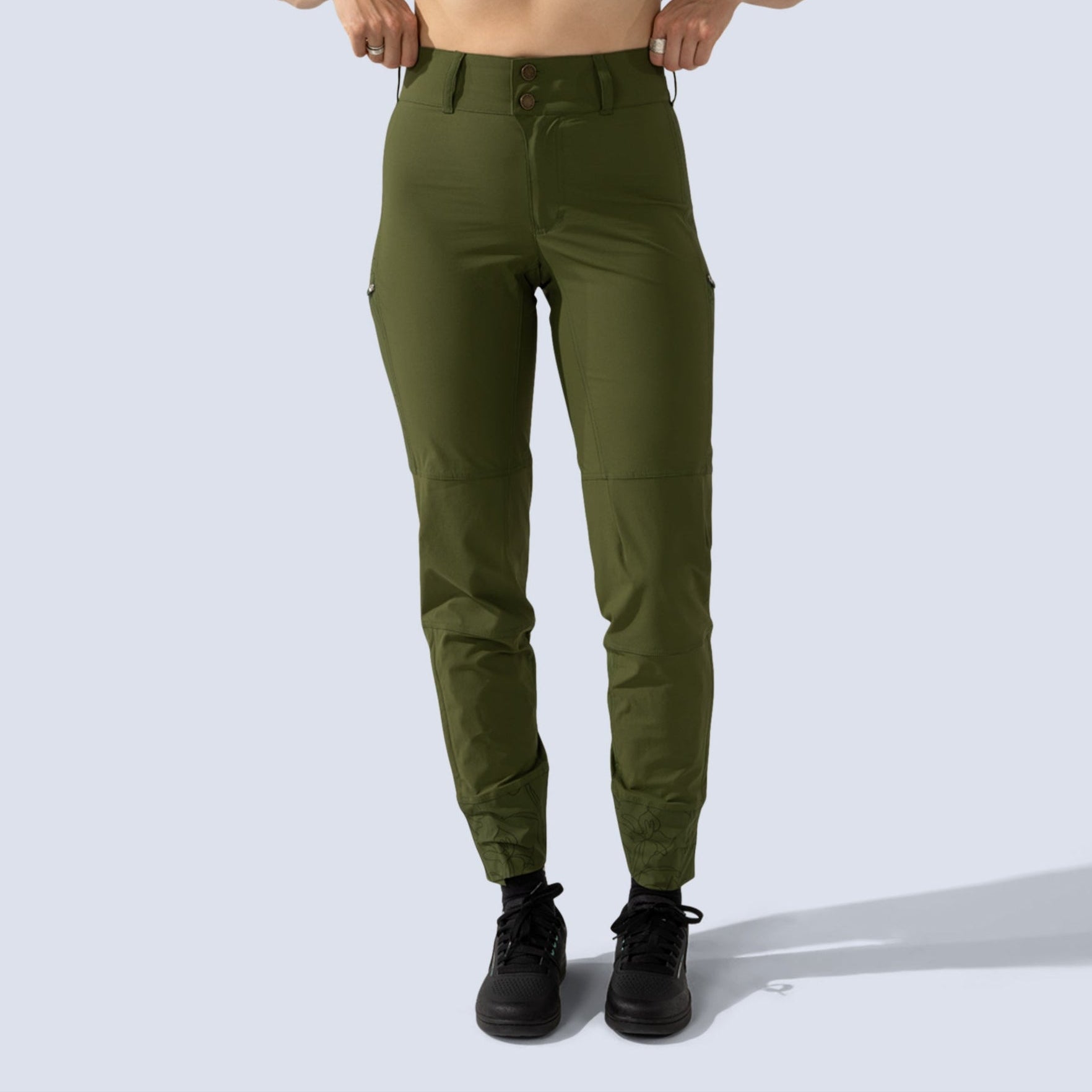 [Olive You] Freyah Pant Olive front crop view
