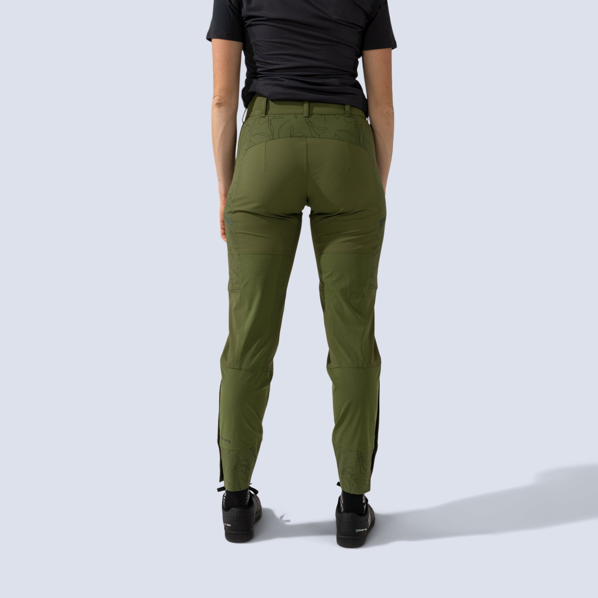 [Olive You] Freyah Pant Olive back crop view