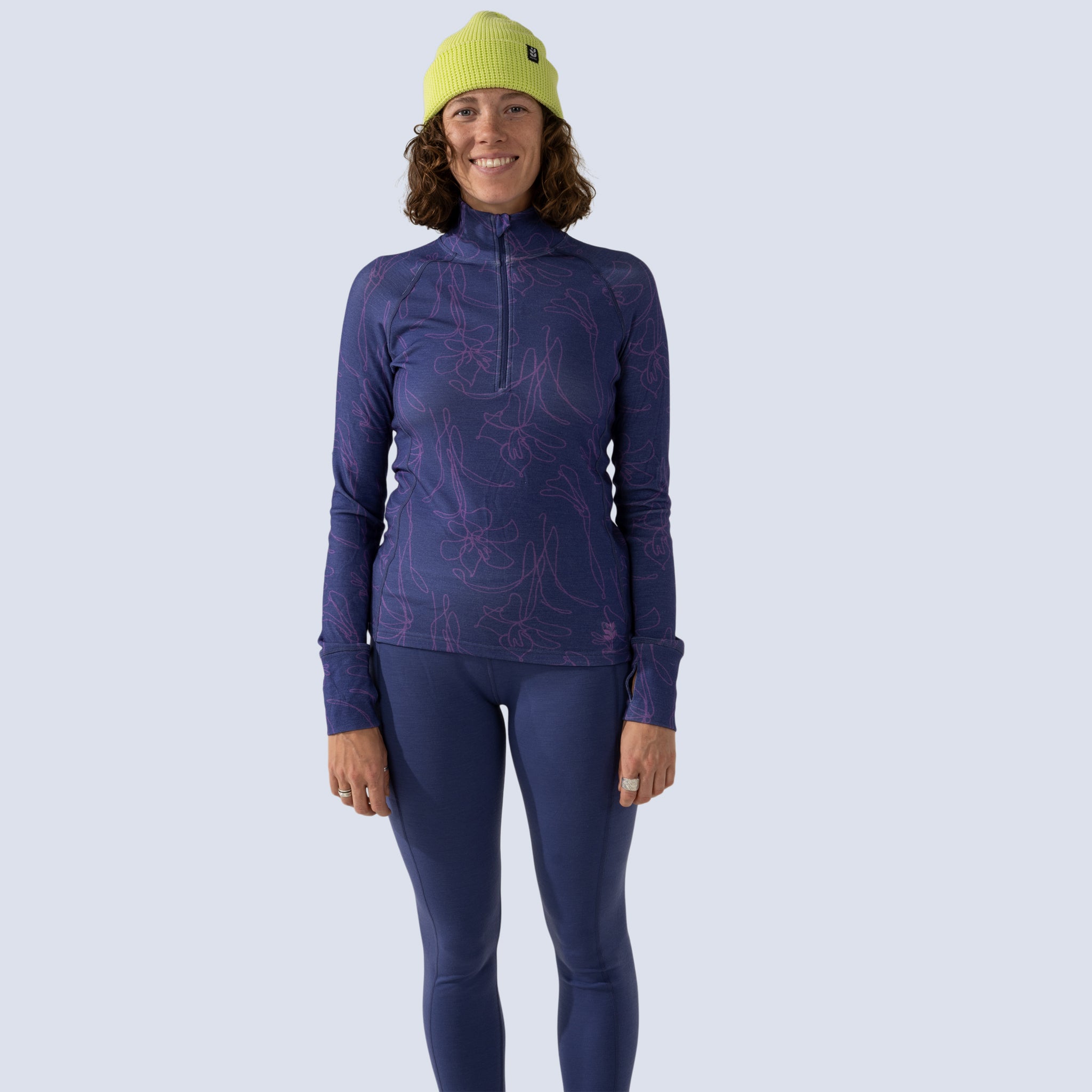 [Storm Contour] Bassett Half zip in storm contour, on model front crop view