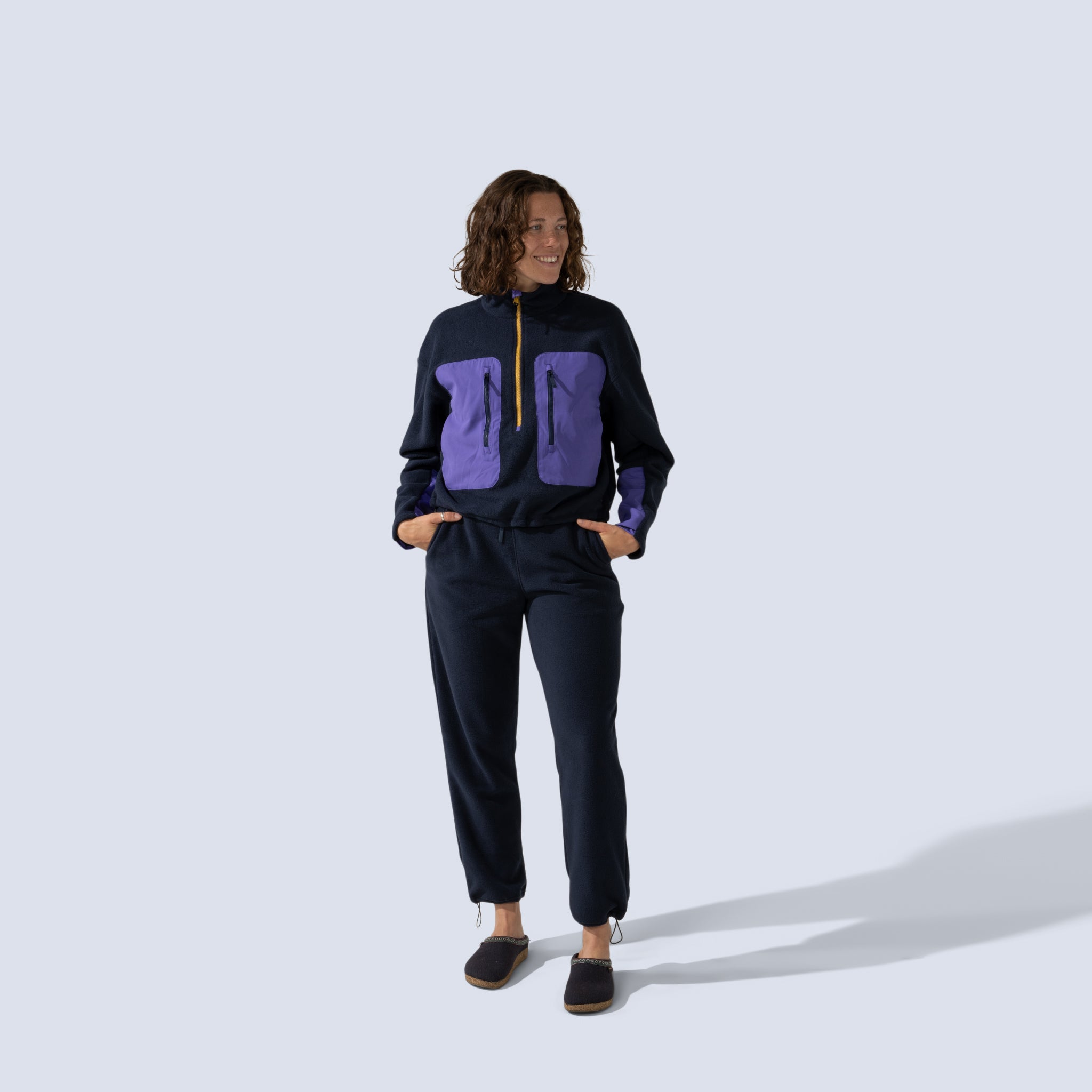 [Midnight] Danner Fleece Jogger midnight front full body view