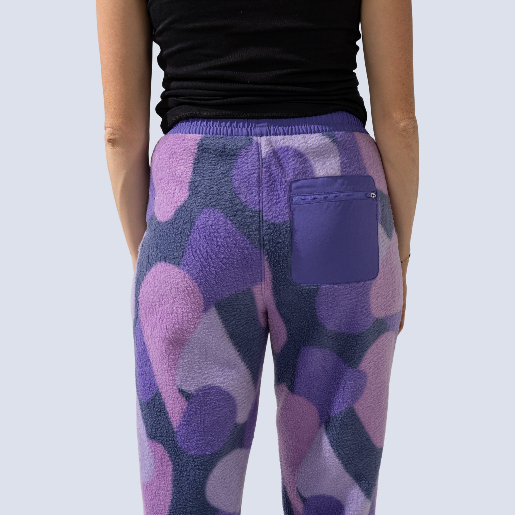 [Grape Expectations] Danner Fleece Jogger grape expectations back pocket detail