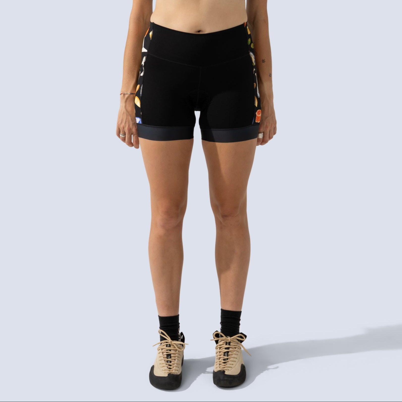 [Black Spuntini Blocked] Eleanor Chammy Black Spuntini Blocked front crop view