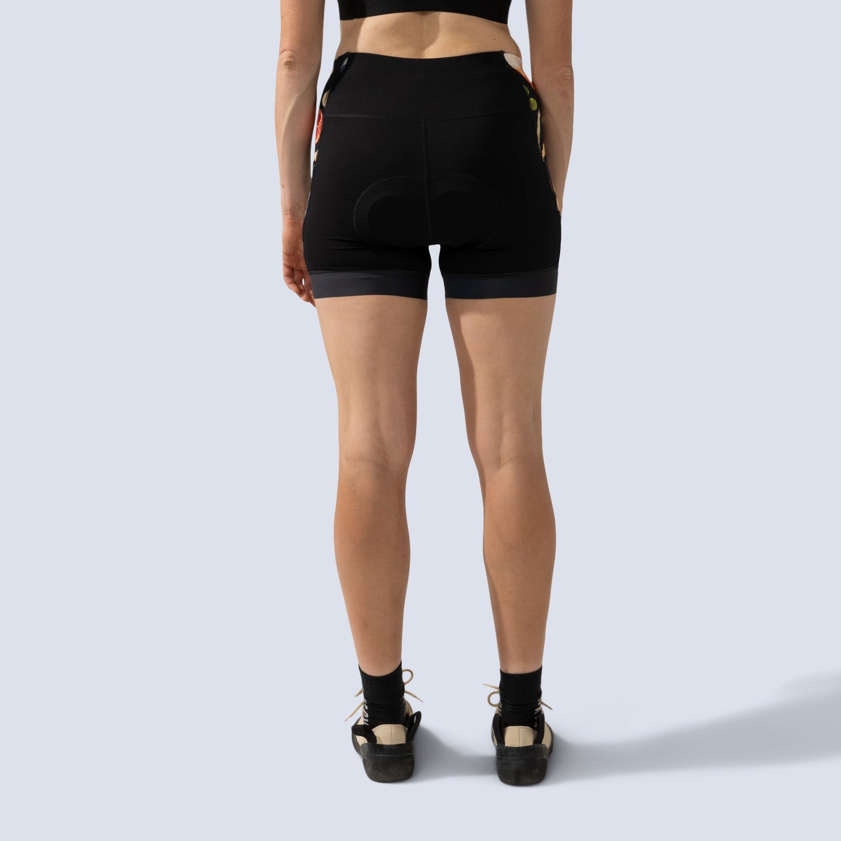 [Black Spuntini Blocked] Eleanor Chammy Black Spuntini Blocked back crop view
