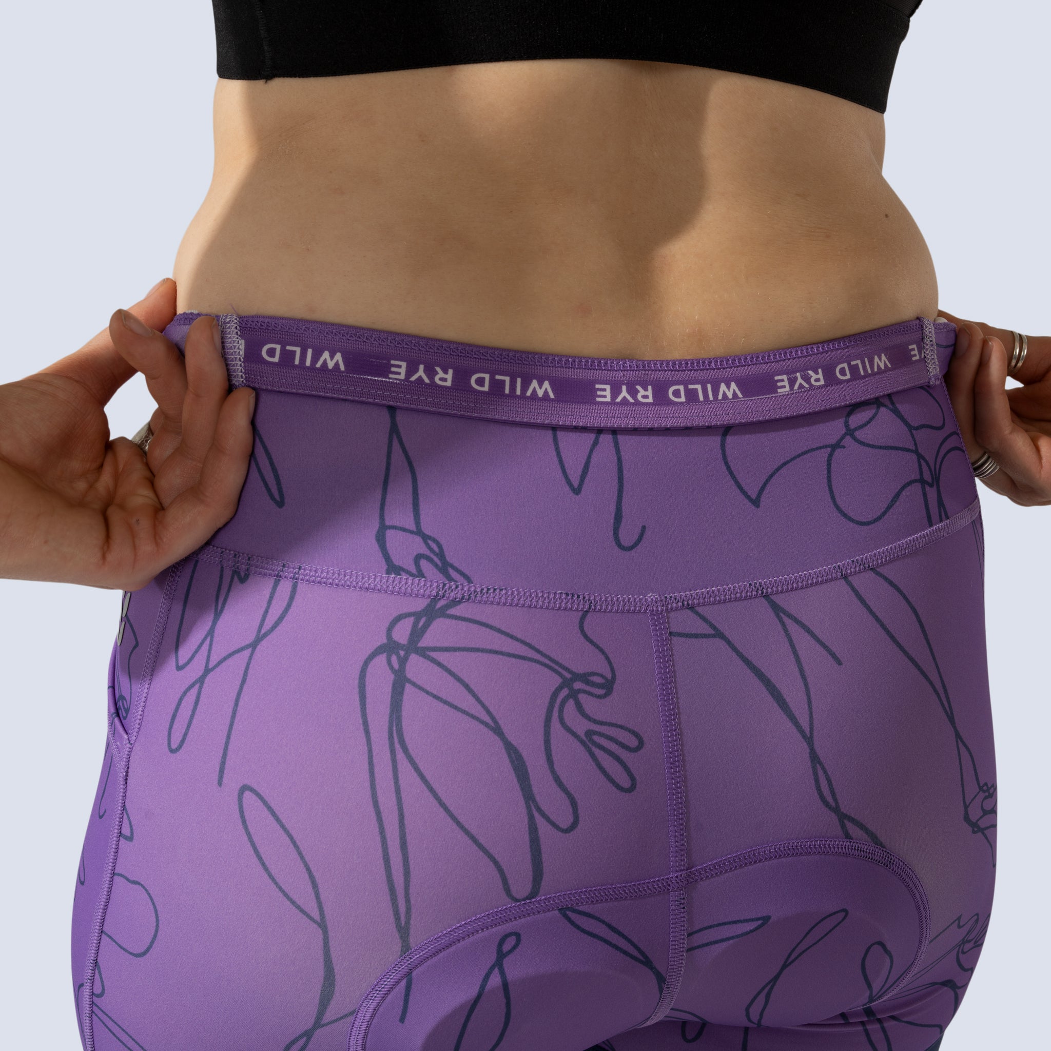 [Amethyst Contour] Eleanor Chammy Amethyst Contour silicone back hem grip detail