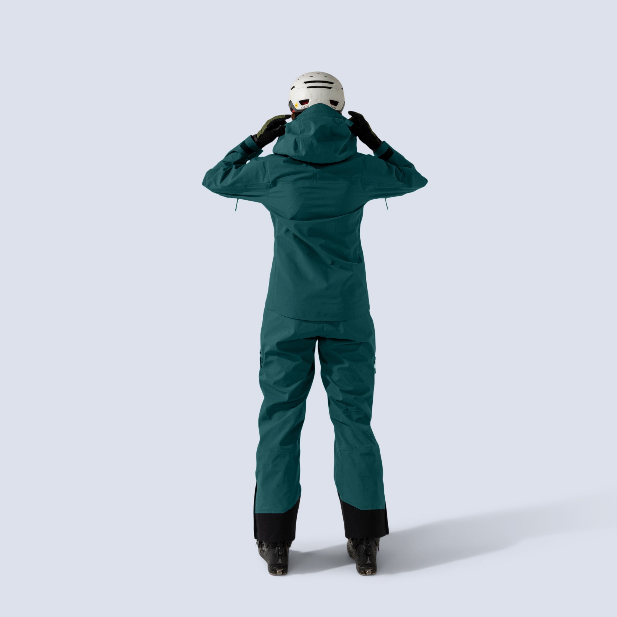 [Shaded Spruce] Heyburn 3L Jacket in shaded spruce, on model back full body view