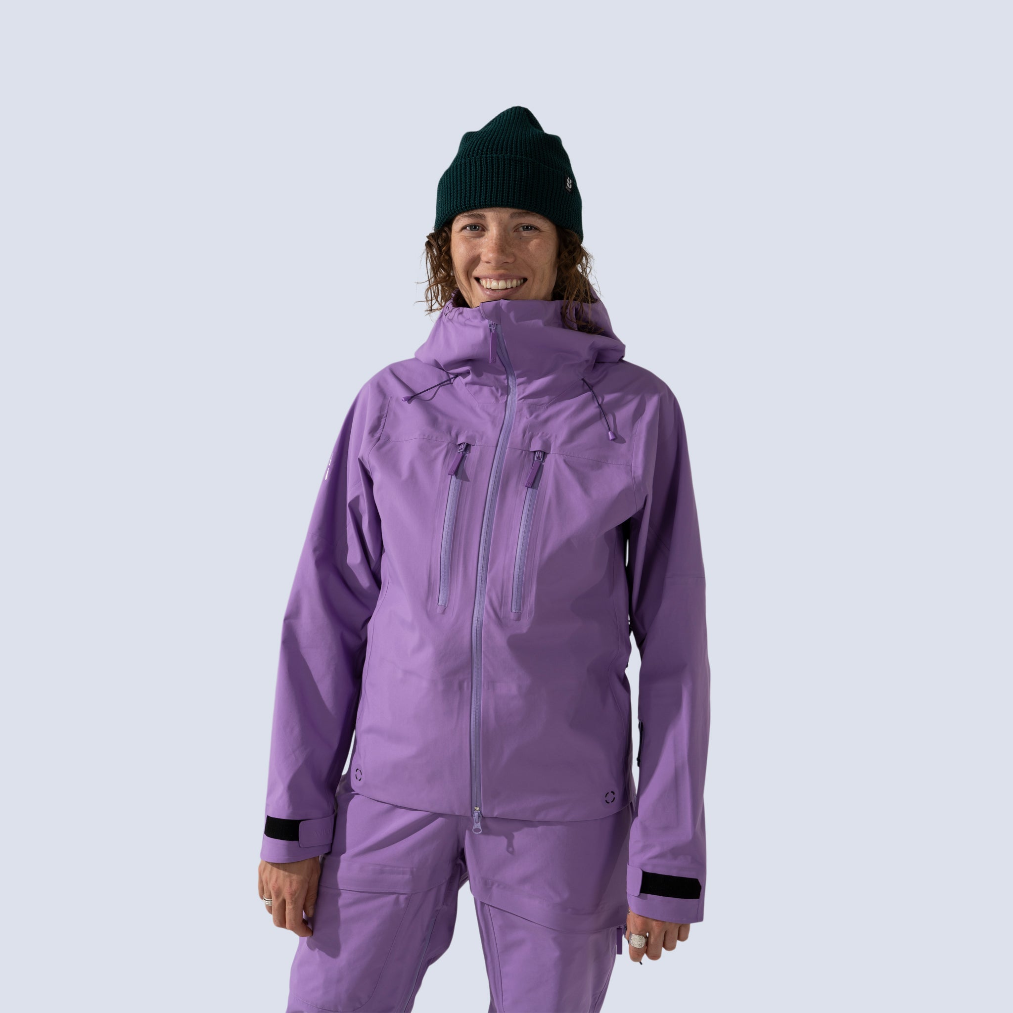 [Amethyst] Heyburn 3L Jacket in amethyst, on model front crop view
