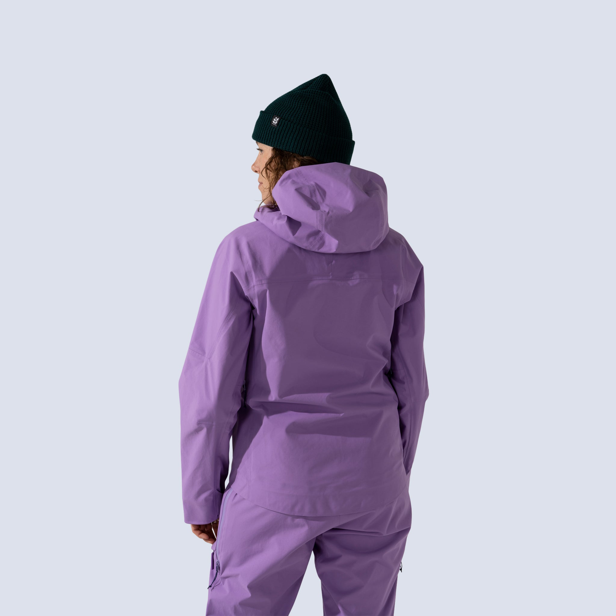 [Amethyst] Heyburn 3L Jacket in amethyst, on model back crop view