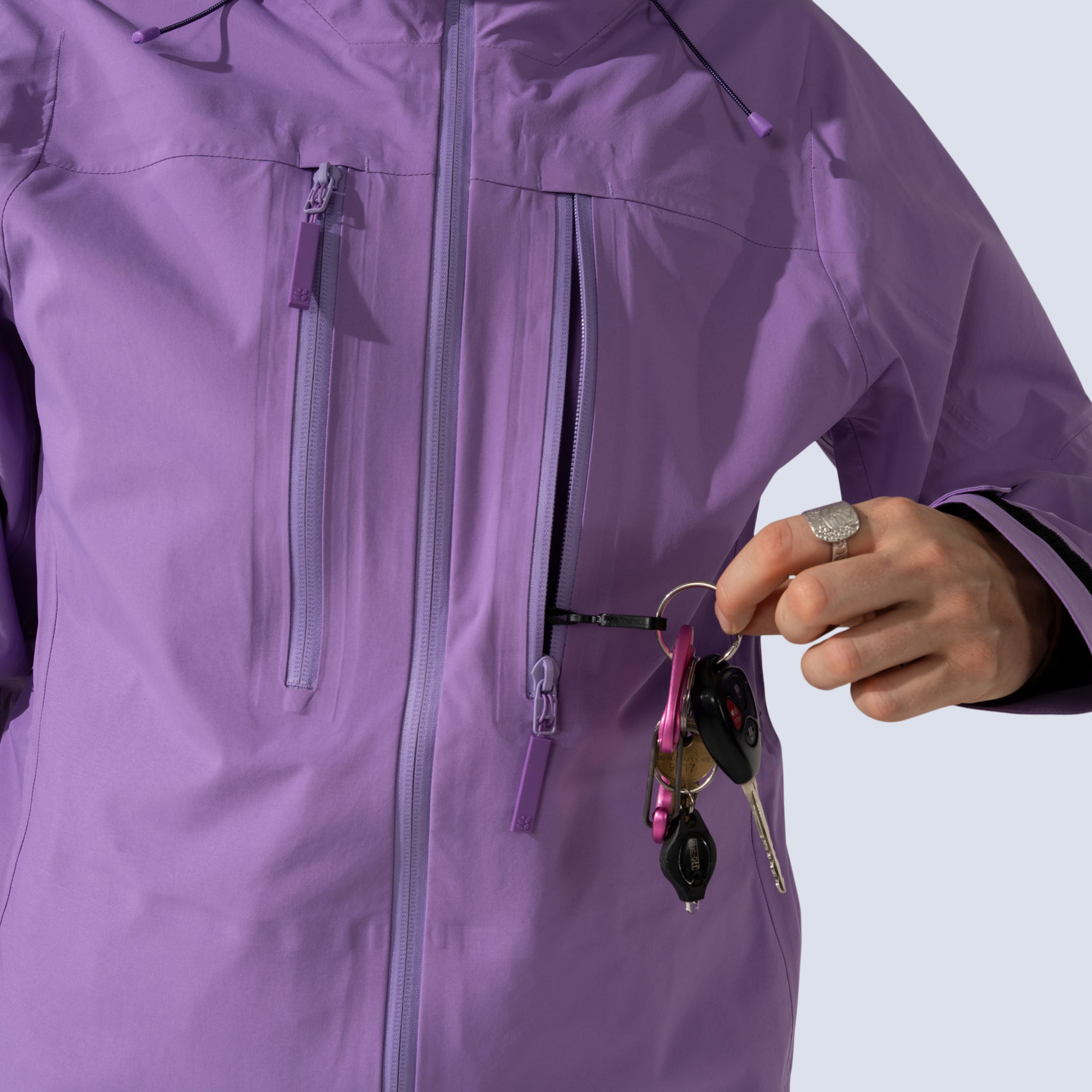 [Amethyst] Heyburn 3L Jacket in amethyst, internal key clip within external stash pocket