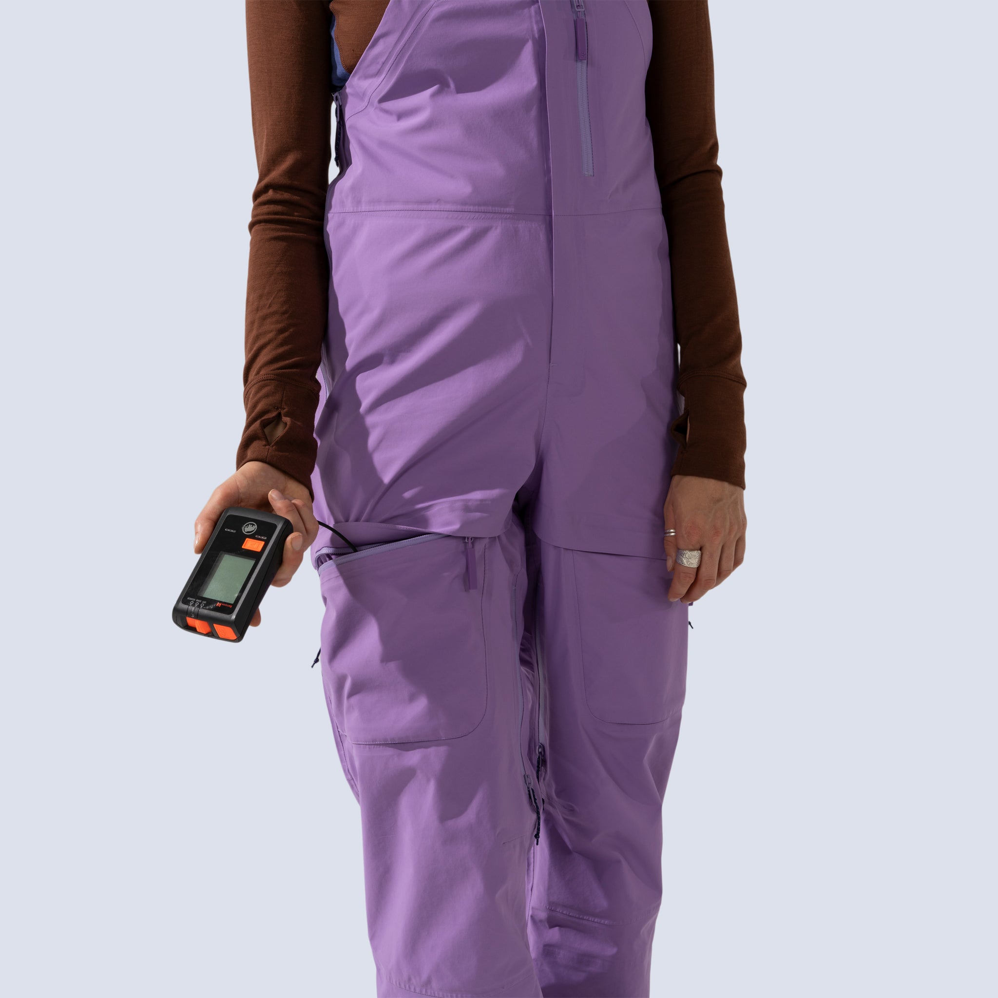 [Amethyst] Heyburn 3l bibs in amethyst, beacon clip in thigh pocket
