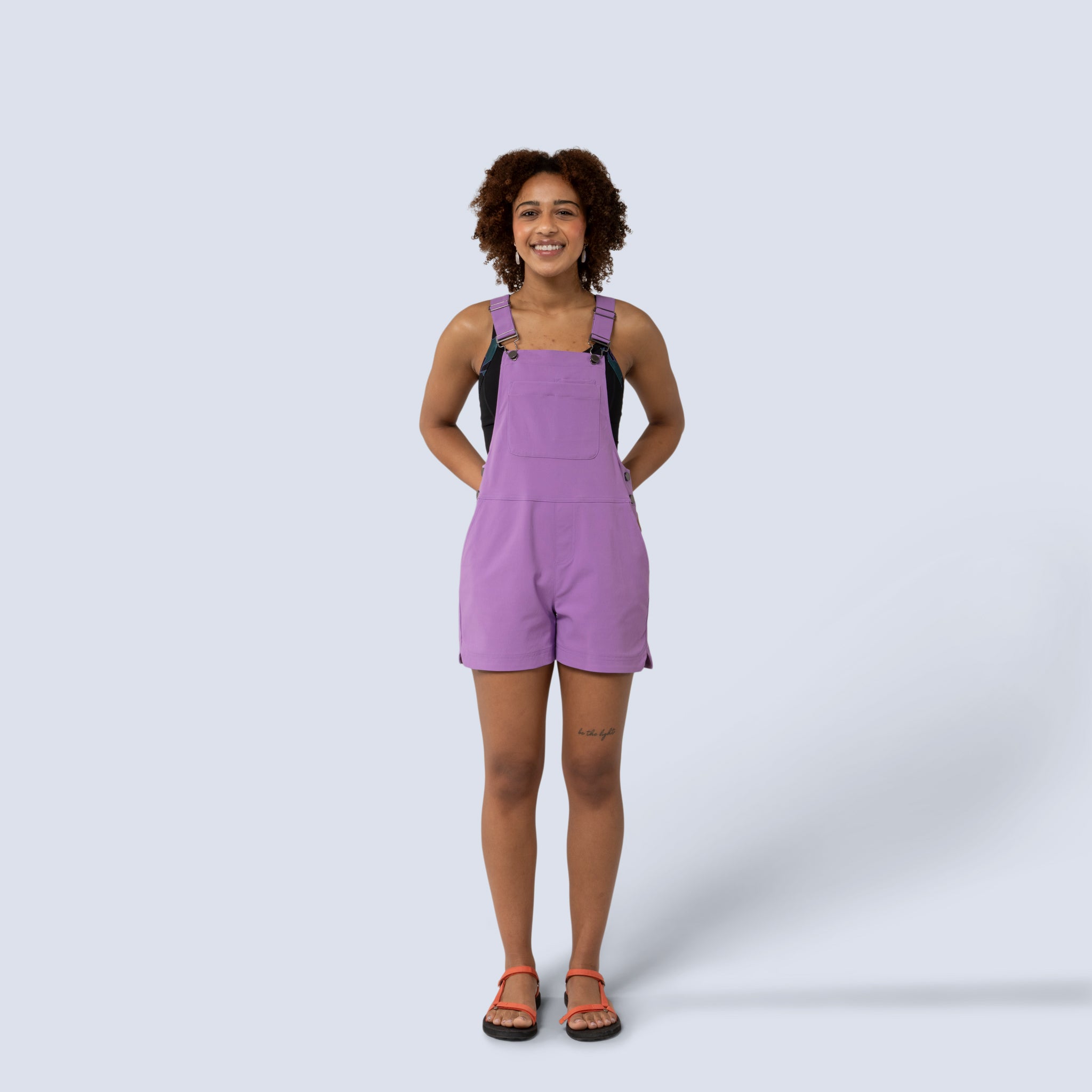 [Amethyst] Eeva short overalls amethyst, on model front full body view
