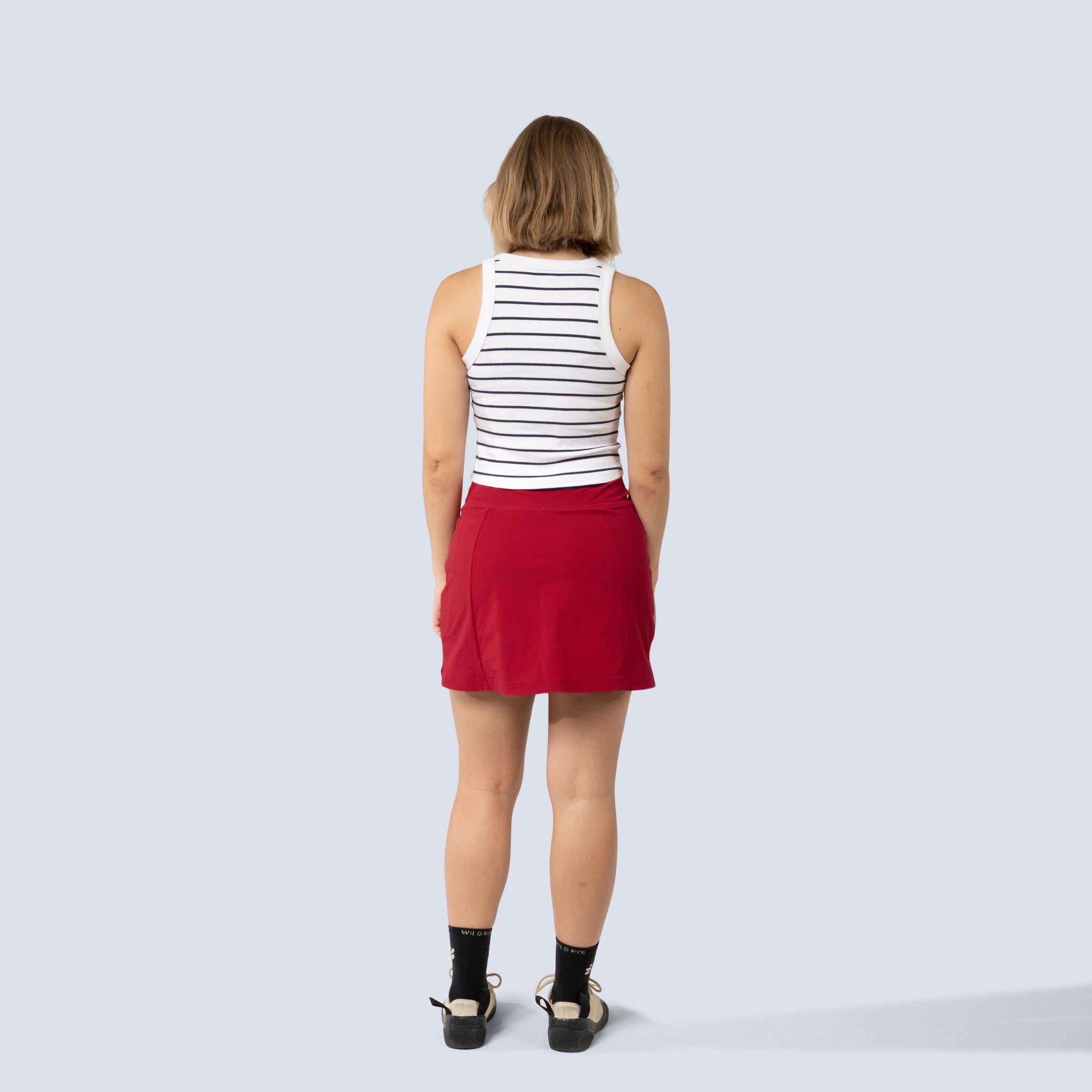 [Star garnet] Parker Skort in star garnet, on model back full body view