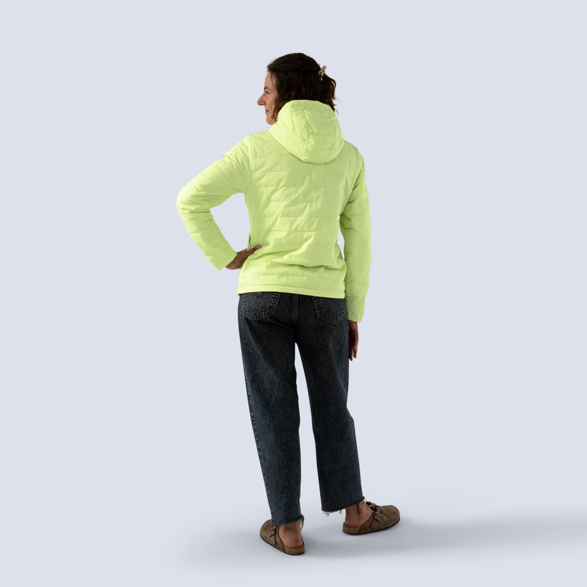 [Iced Matcha] Payette insulated jacket in matcha green, on model back full body view