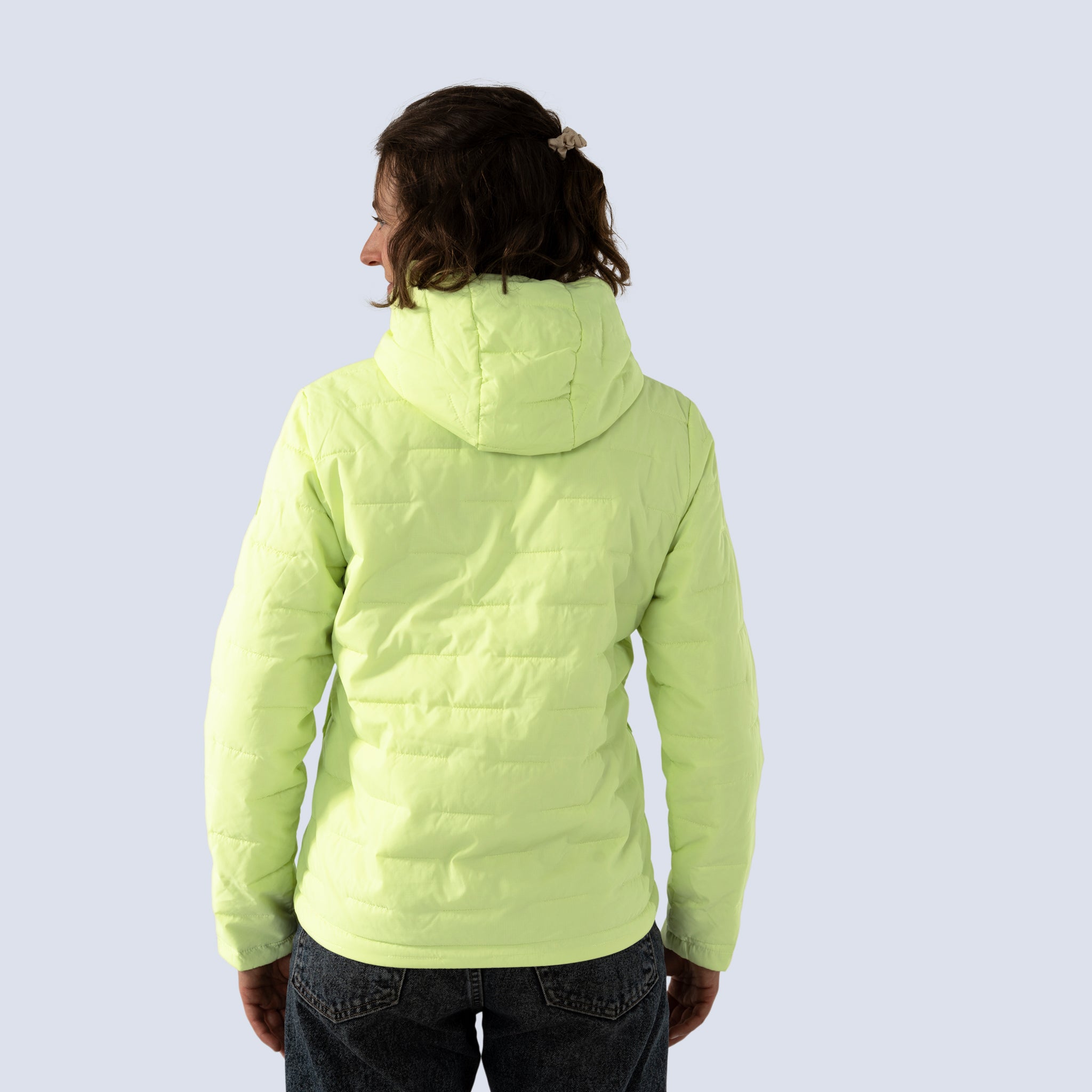 [Iced Matcha] Payette insulated jacket in matcha green, on model back crop view