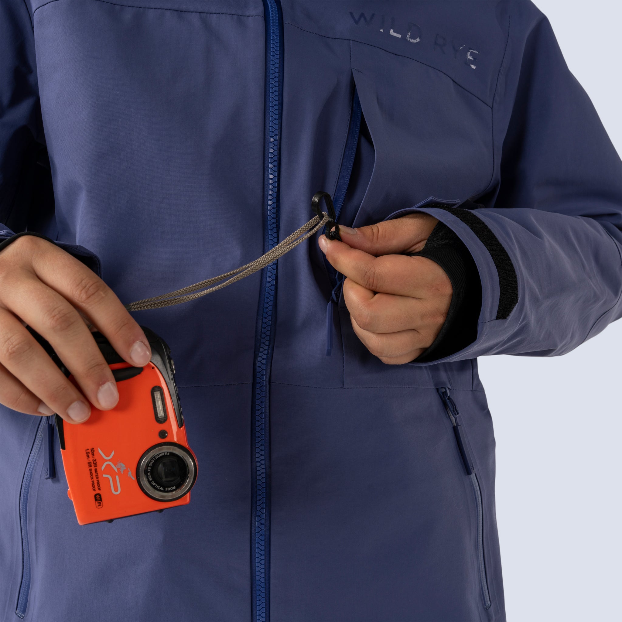 [Storm] Butterfield 3L jacket in storm blue, key clip within chest pocket