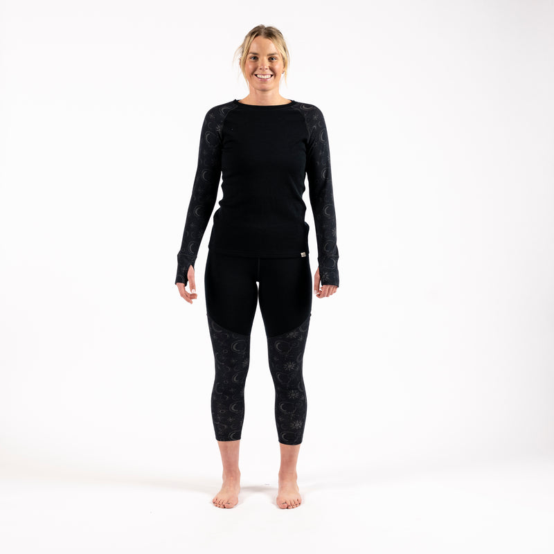 [Zodiac Black] Black merino wool baselayer front full body view