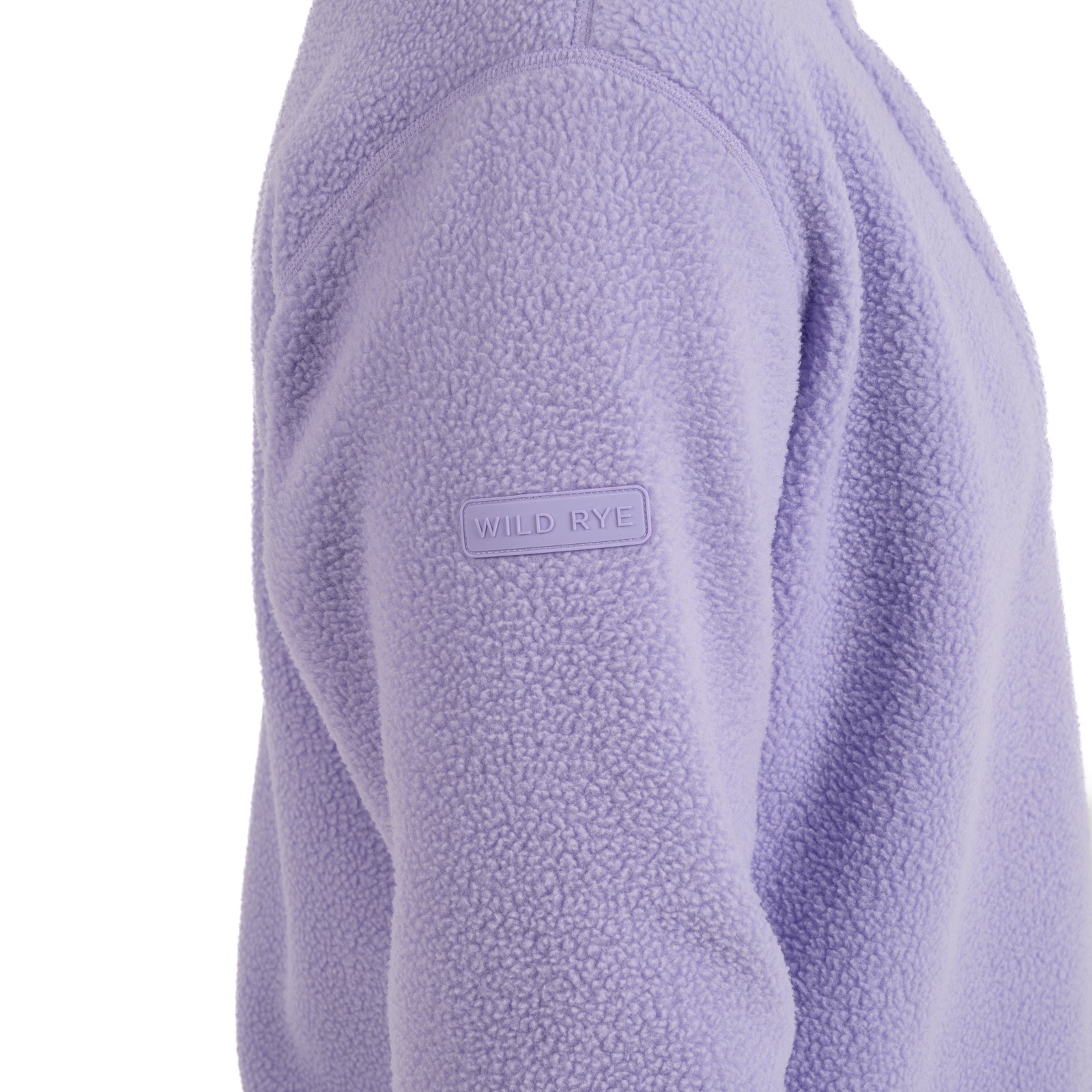 [Lilac] danner high-pile fleece pullover lilac logo detail