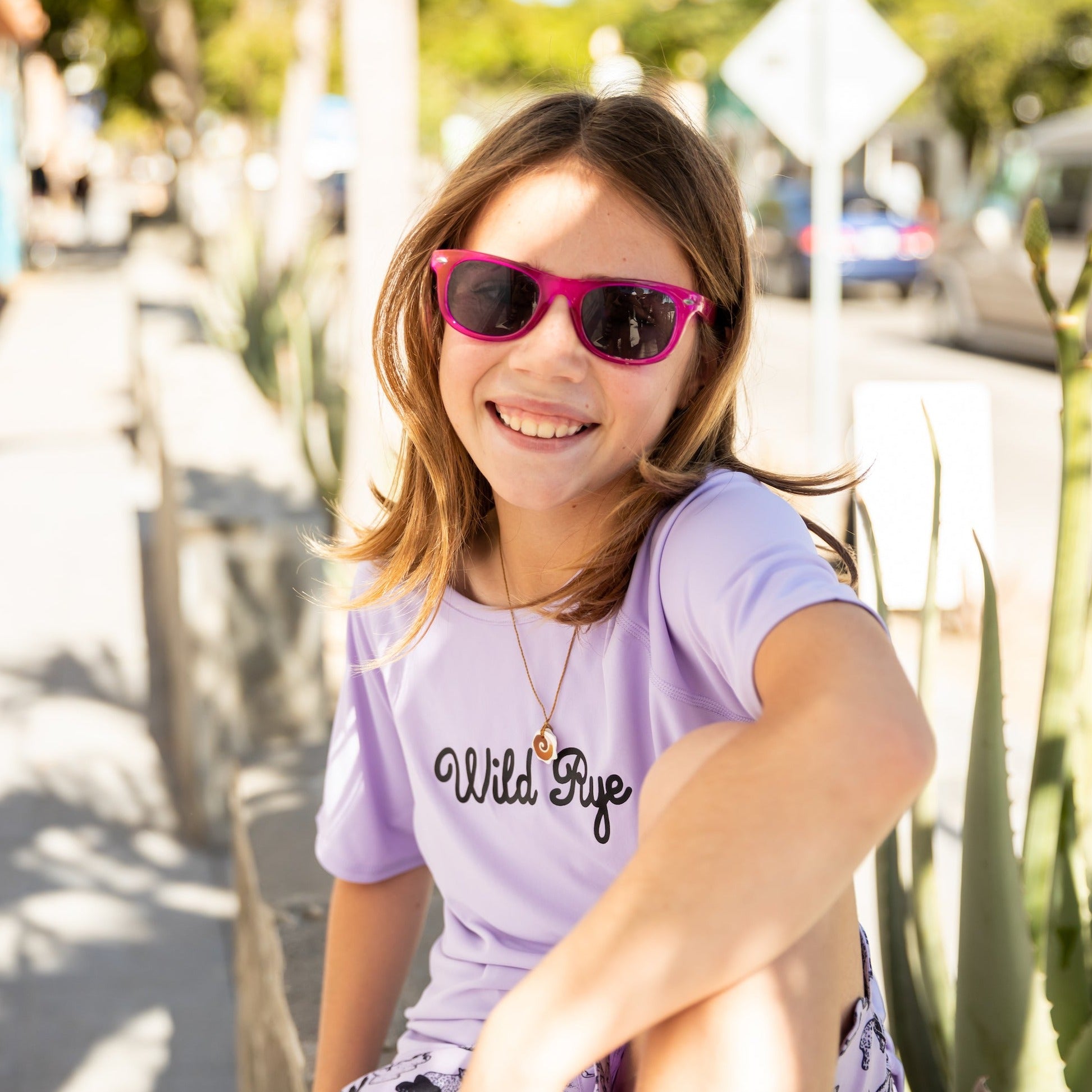 [Lilac] Girl wearing skylar girls jersey in lilac